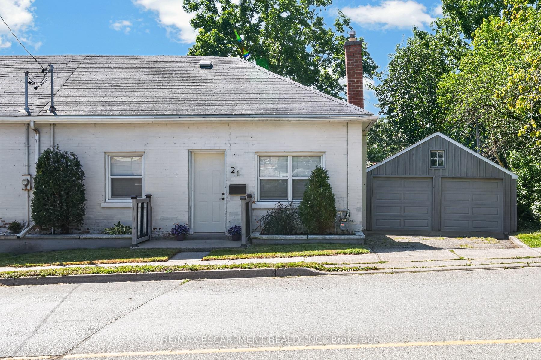 Photo of 21 Cedar Street