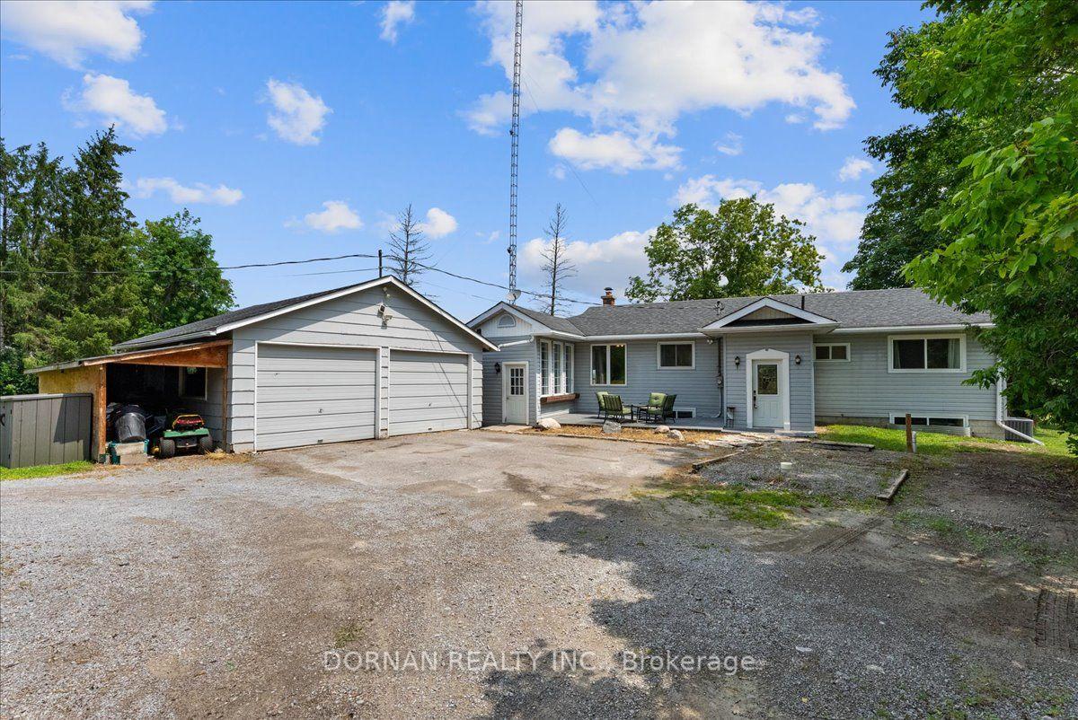 Photo 3 of 24 Butternut Drive, Kawartha Lakes, Lindsay — HOMEH