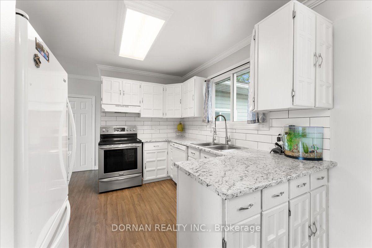 Photo 8 of 24 Butternut Drive, Kawartha Lakes, Lindsay — HOMEH