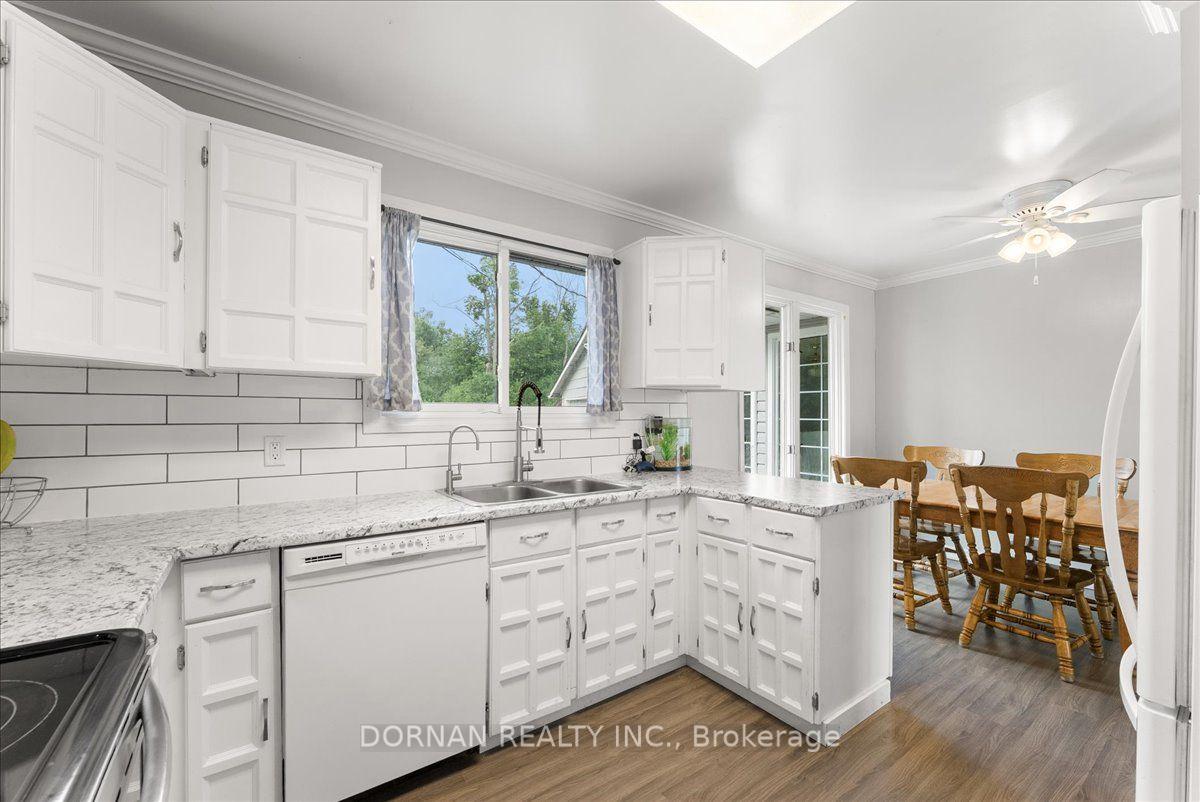 Photo 10 of 24 Butternut Drive, Kawartha Lakes, Lindsay — HOMEH