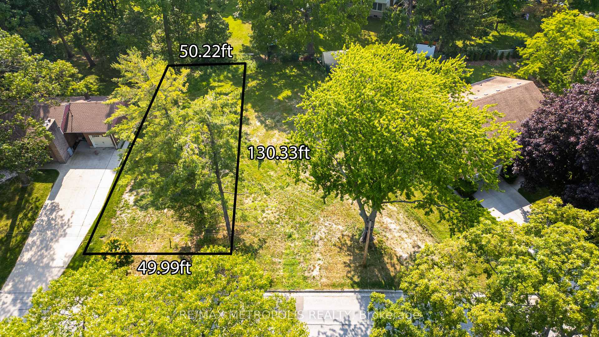 Photo 5 of 1307-S Ridgewood Drive, Sarnia — HOMEH