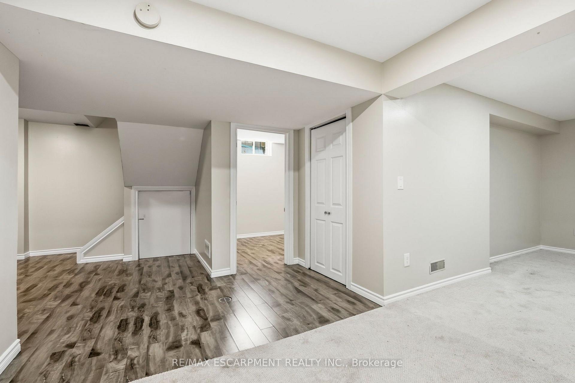 Photo 30 of 18 Sable Drive, Hamilton, Meadowlands — HOMEH