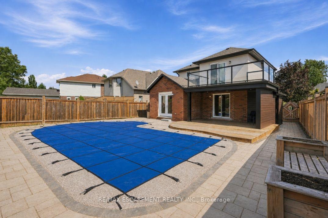 Photo 38 of 18 Sable Drive, Hamilton, Meadowlands — HOMEH