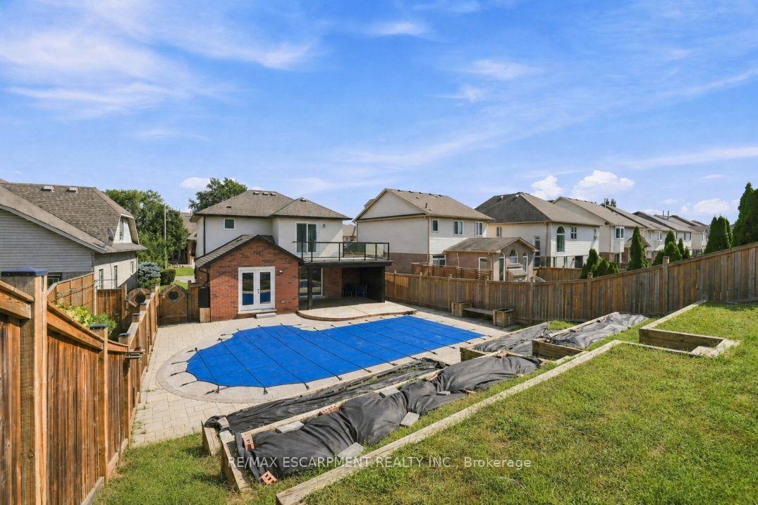Photo 41 of 18 Sable Drive, Hamilton, Meadowlands — HOMEH