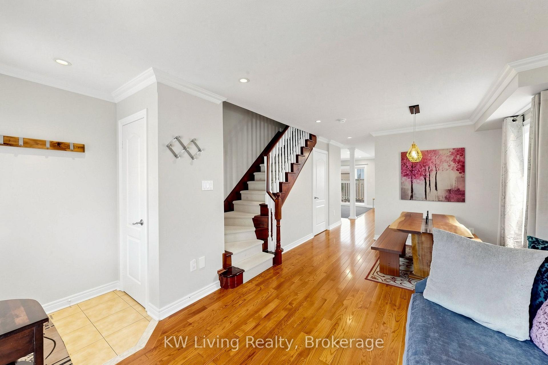 Photo 7 of 72 Stotts Crescent, Markham, Wismer — HOMEH