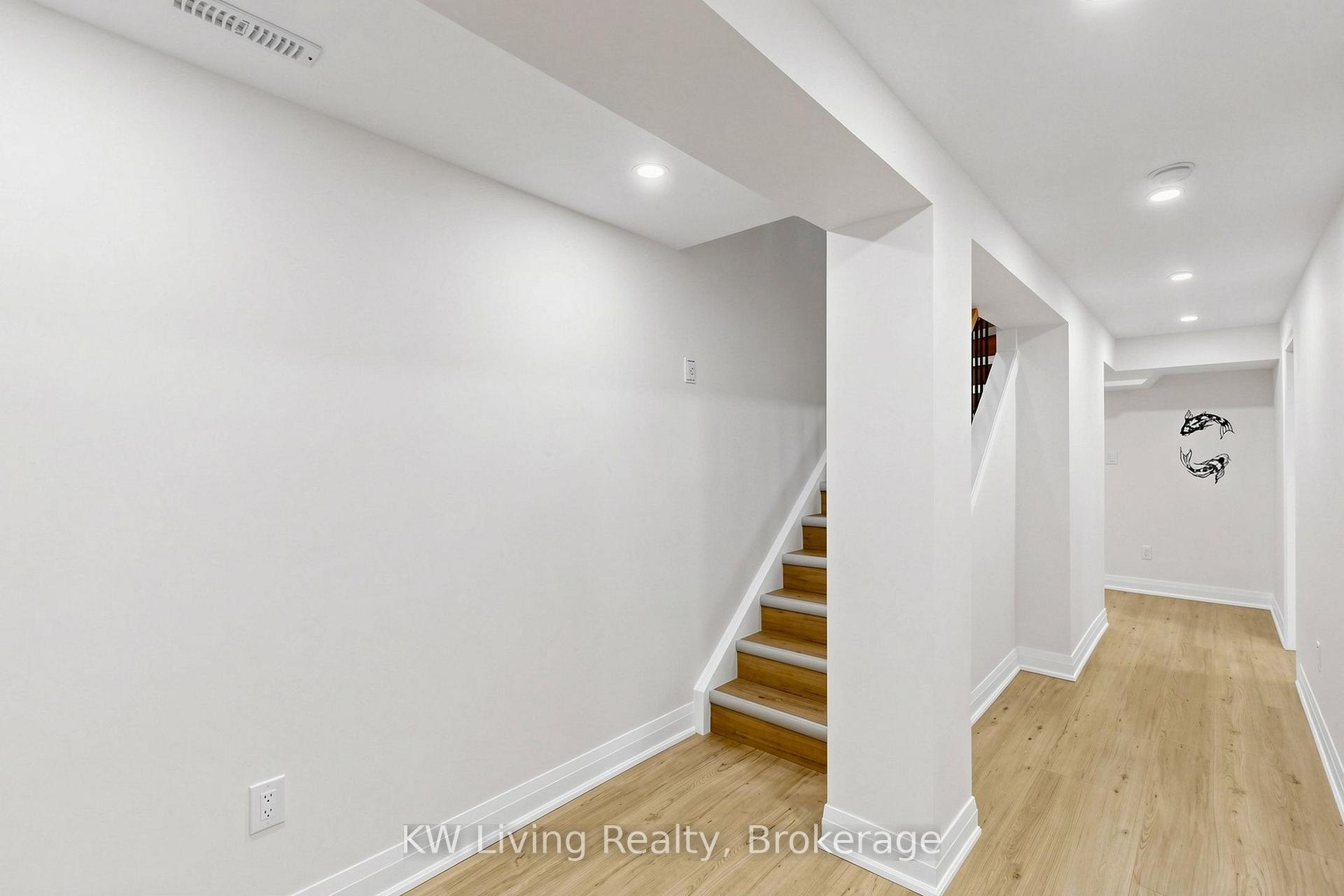 Photo 26 of 72 Stotts Crescent, Markham, Wismer — HOMEH