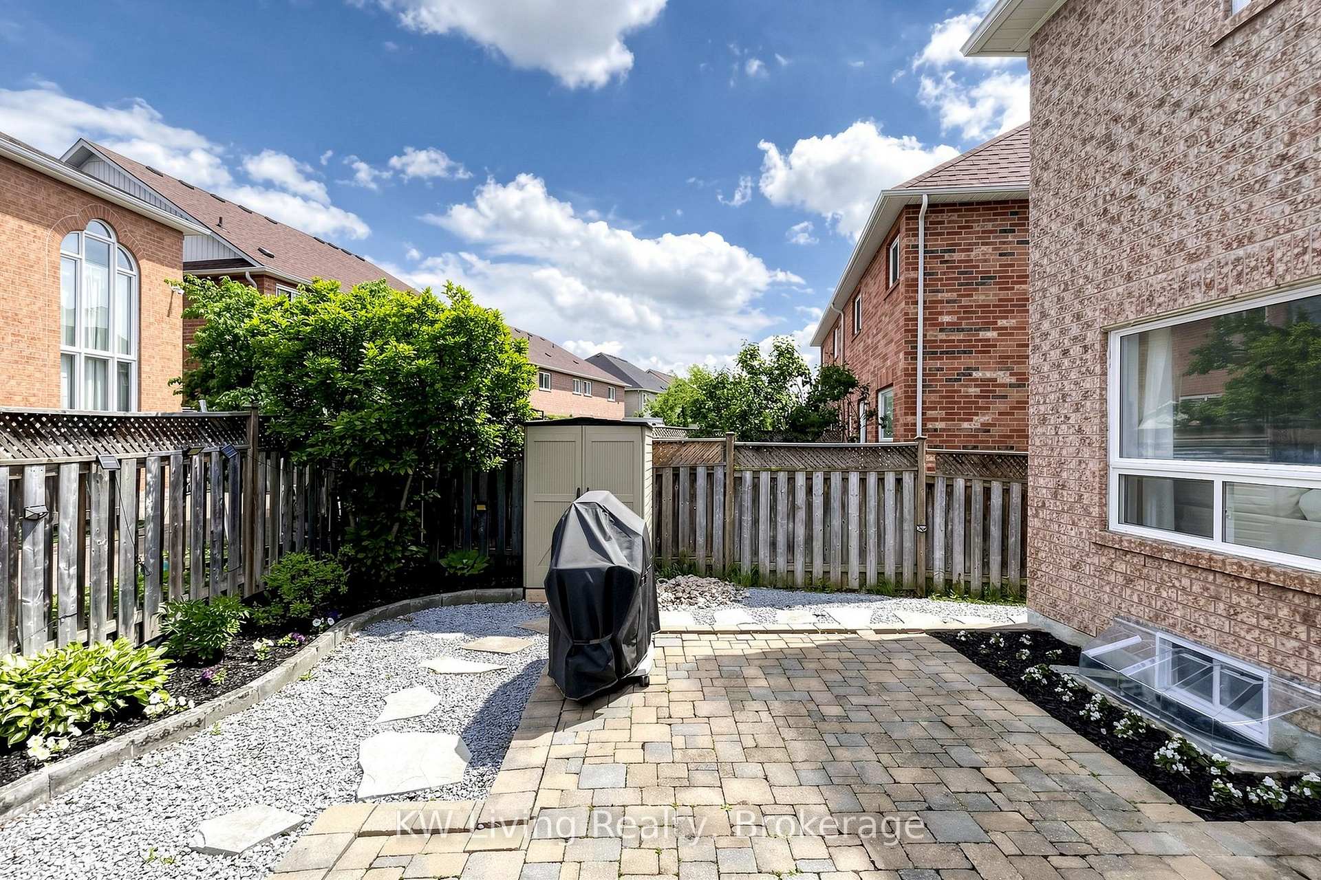 Photo 40 of 72 Stotts Crescent, Markham, Wismer — HOMEH
