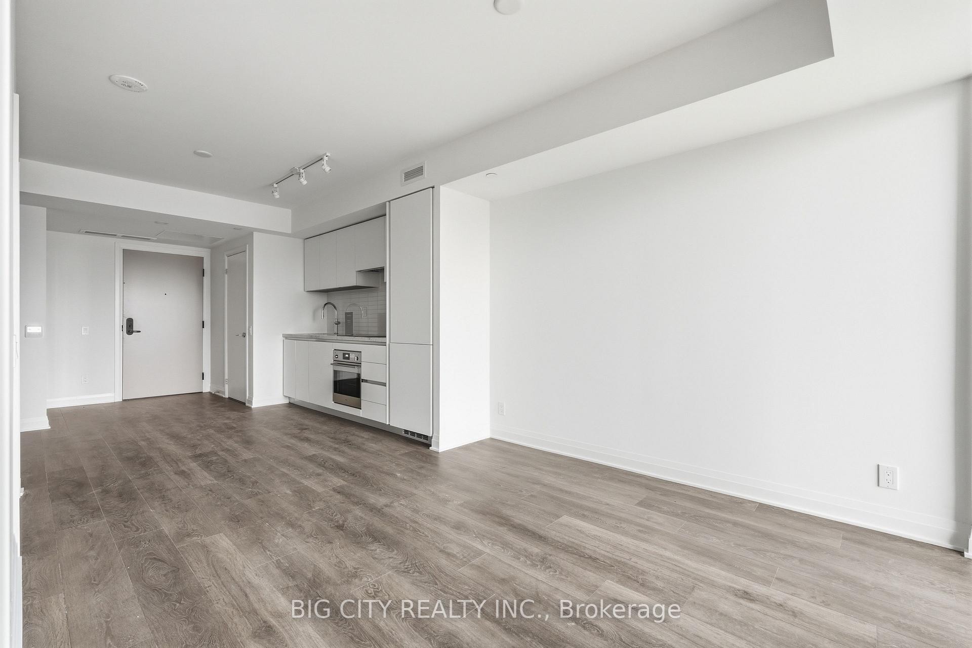 Photo 10 of Unit 609, 25 Frederick Todd Way, Toronto, Thorncliffe Park — HOMEH