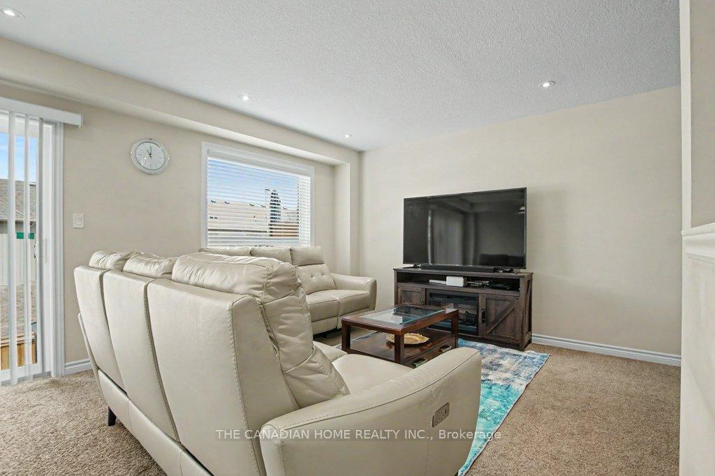 Photo 21 of 46 Jeffrey Drive, Guelph, Grange Road — HOMEH
