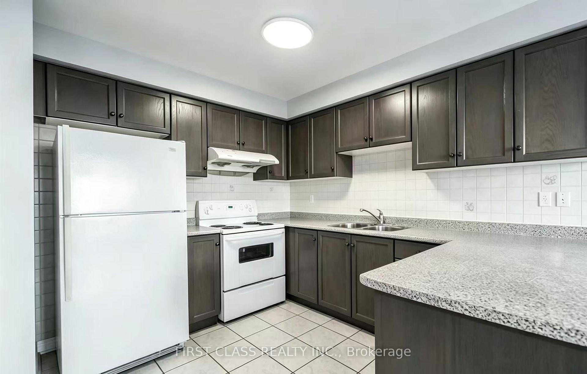 Photo 2 of 77 Sunway Square, Markham, Raymerville — HOMEH