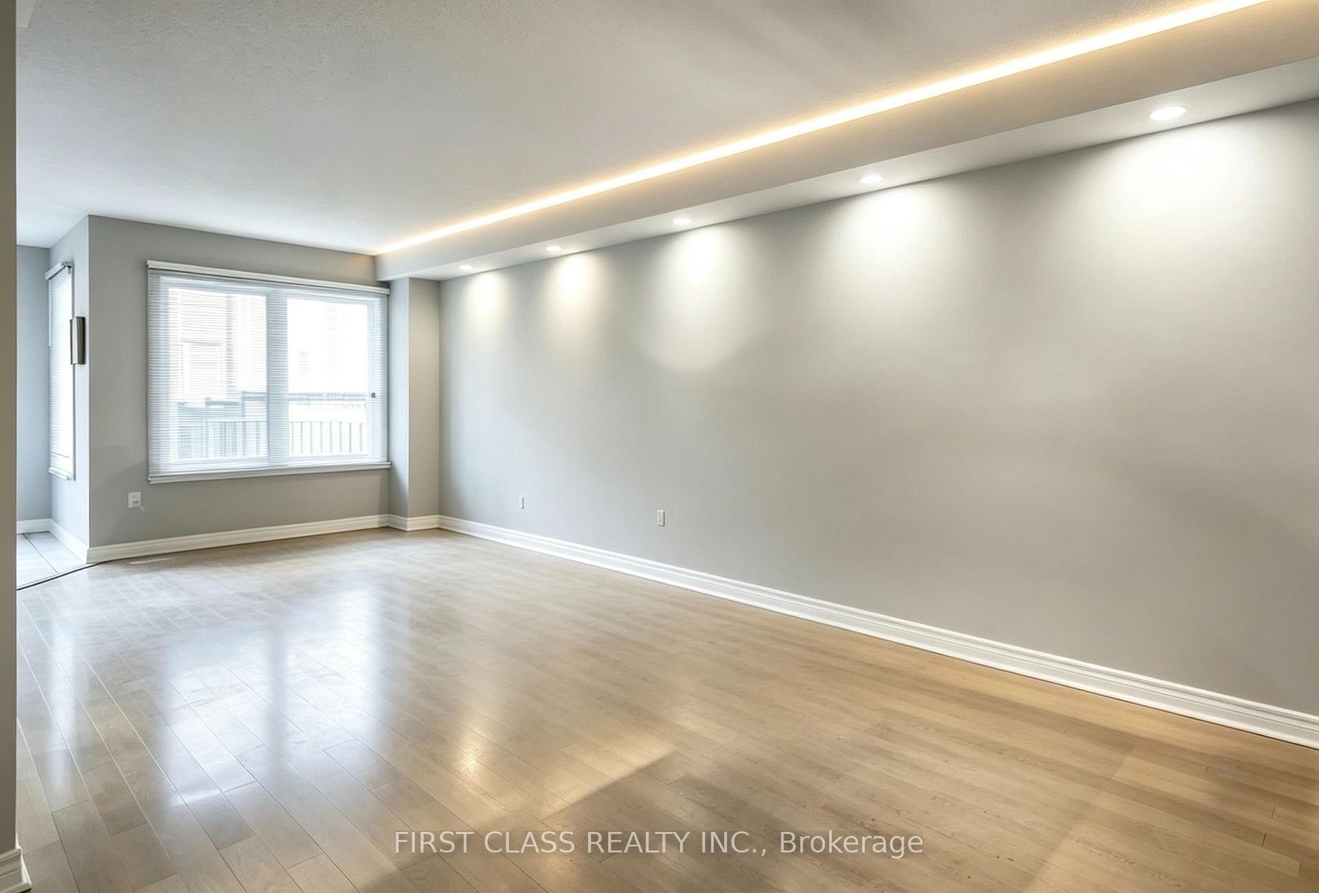 Photo 4 of 77 Sunway Square, Markham, Raymerville — HOMEH