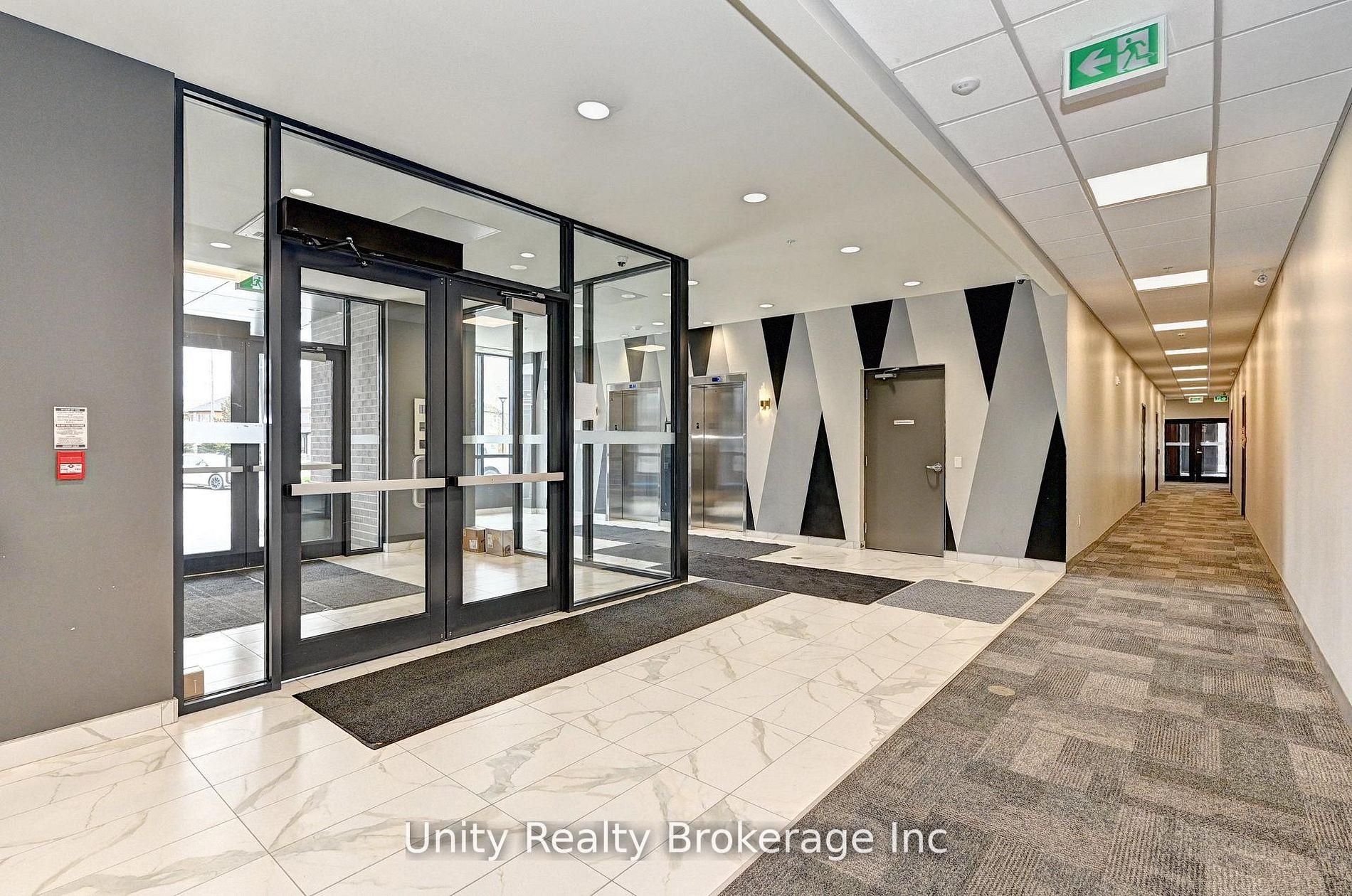 Photo 2 of 26 Lowes Street W, Guelph, Clairfields/Hanlon Business Park — HOMEH