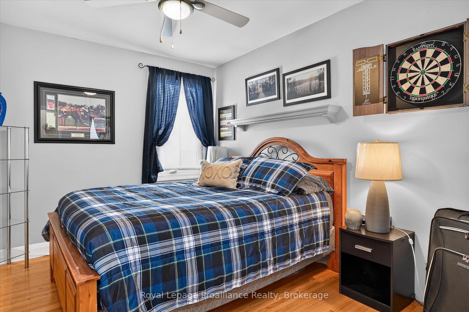 Photo 14 of 837 Sherburne Street, Peterborough, Otonabee Ward 1 — HOMEH