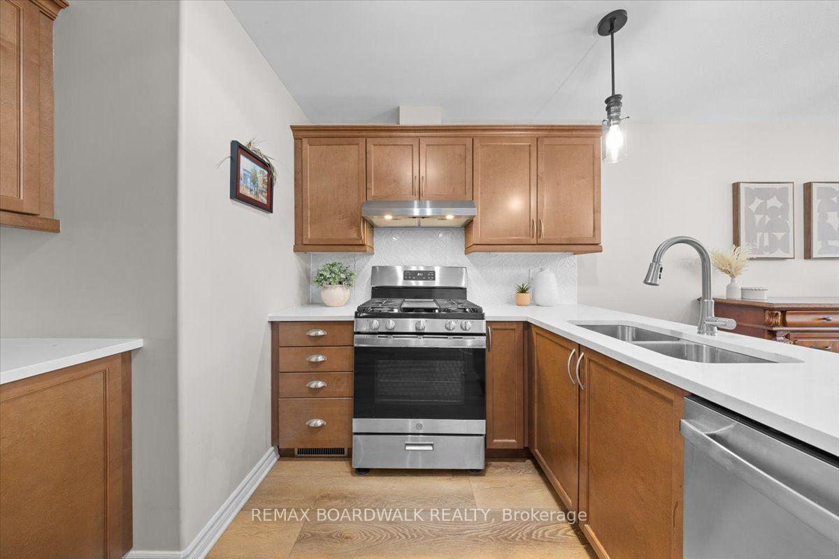 Photo 10 of 13 Allan Bond Court, Arnprior, Arnprior — HOMEH