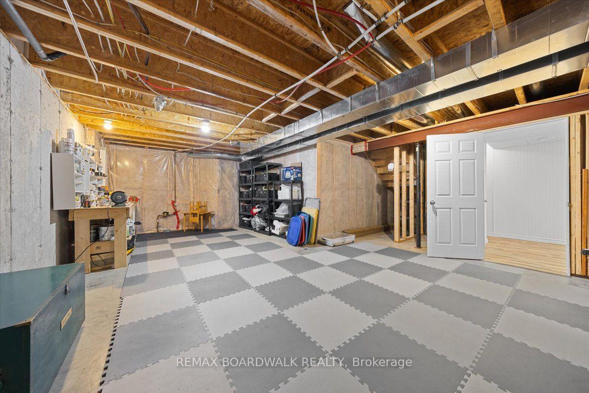 Photo 34 of 13 Allan Bond Court, Arnprior, Arnprior — HOMEH