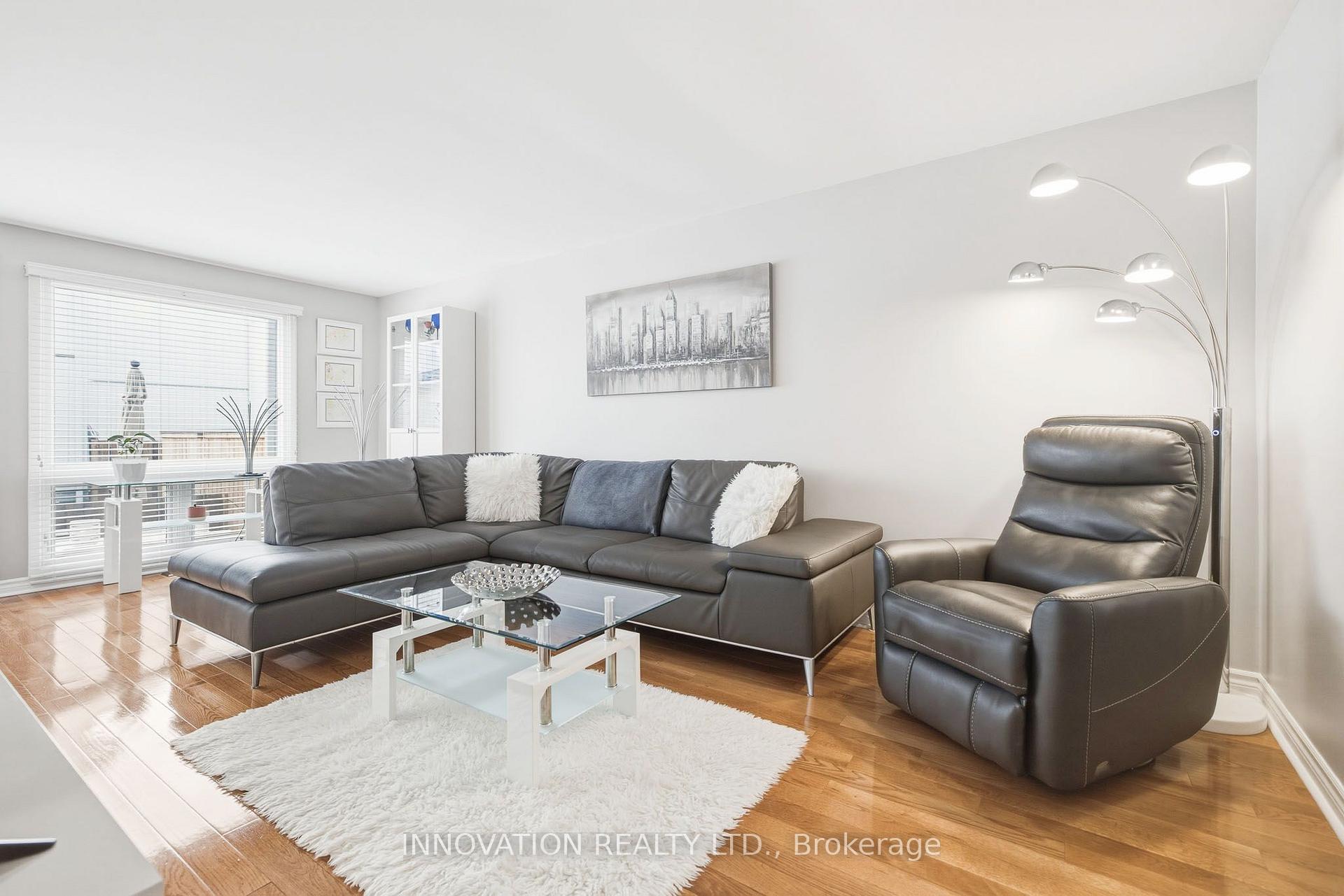 Photo 6 of Unit C, 18 Benlea Drive, Ottawa, Tanglewood — HOMEH