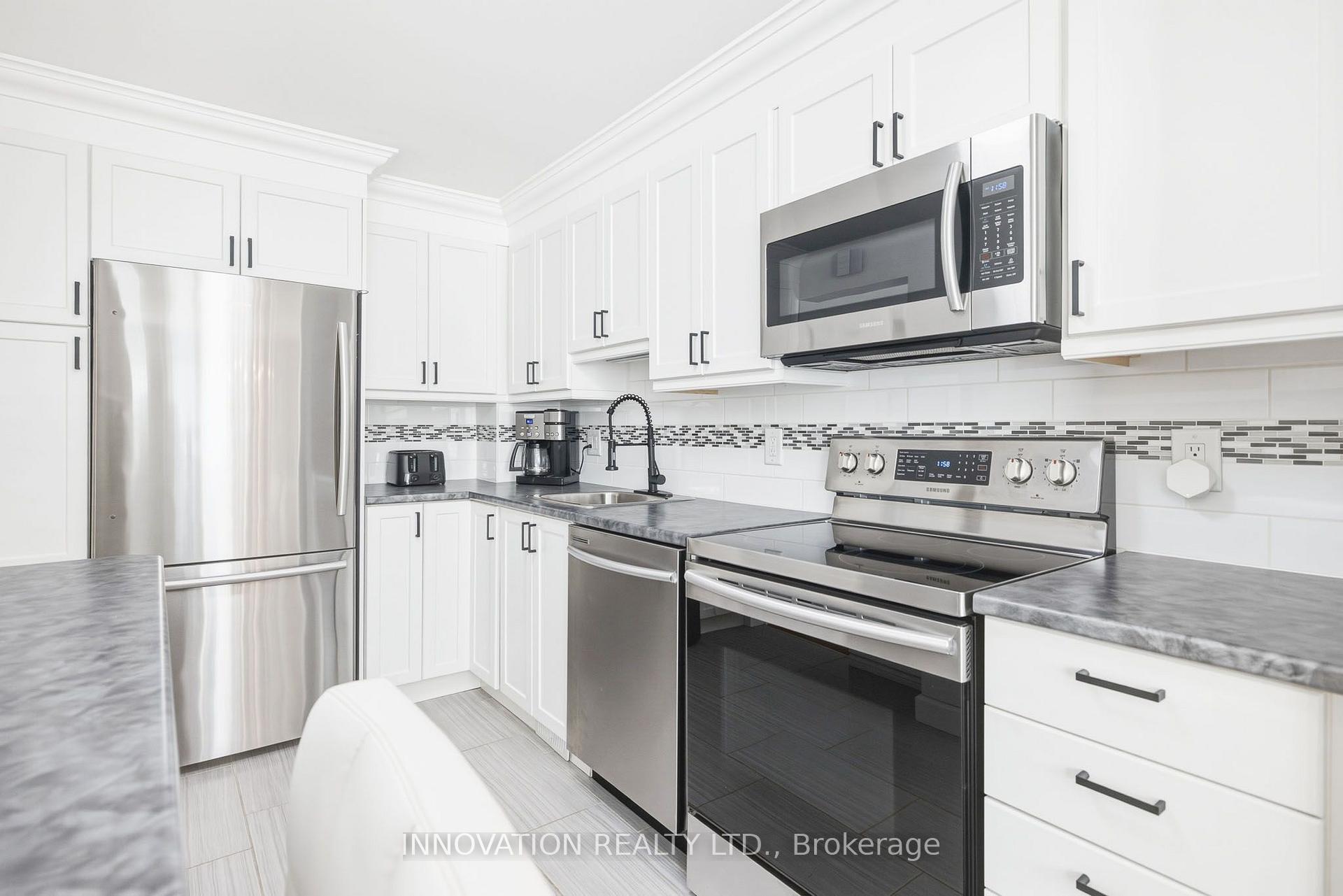 Photo 10 of Unit C, 18 Benlea Drive, Ottawa, Tanglewood — HOMEH