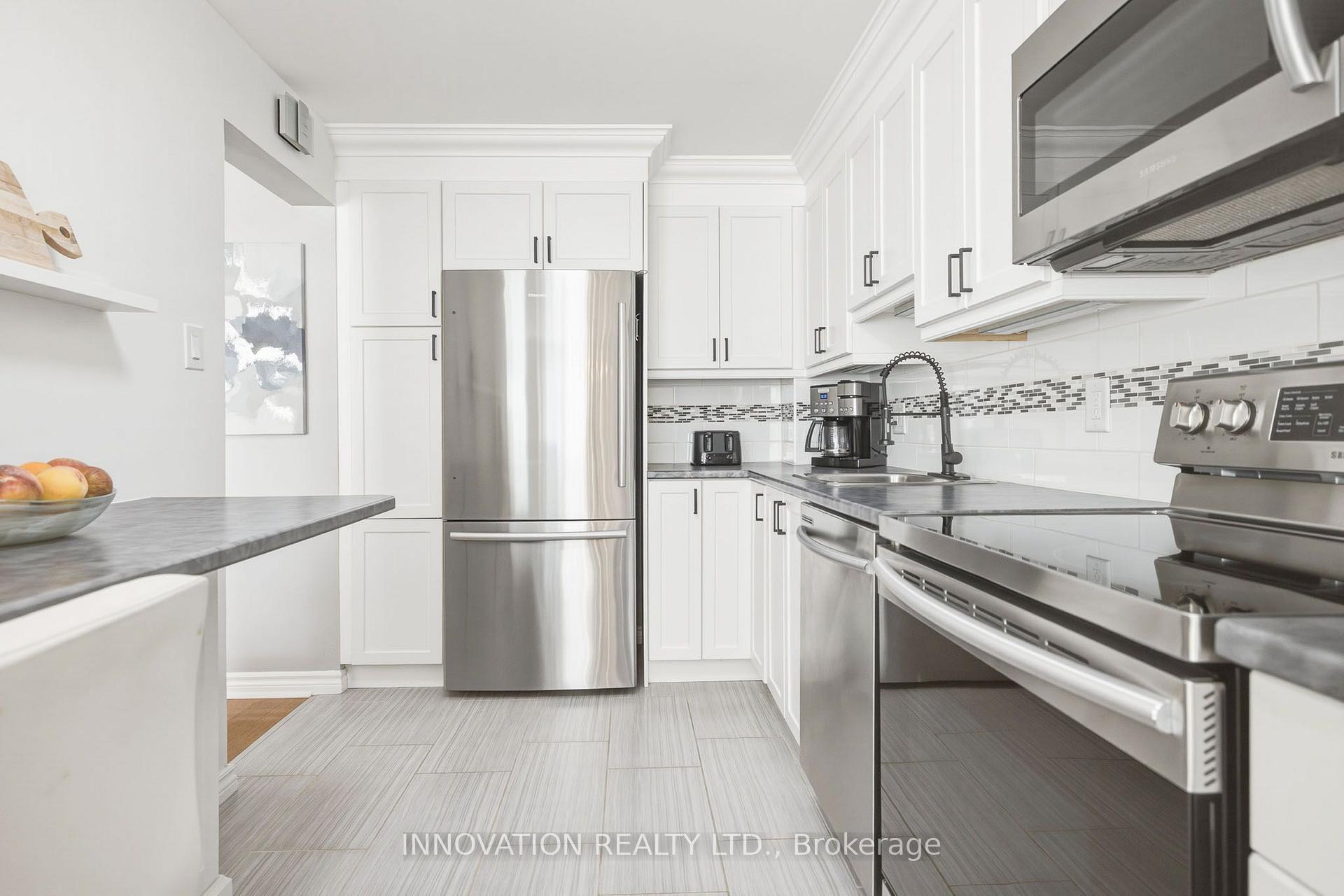 Photo 11 of Unit C, 18 Benlea Drive, Ottawa, Tanglewood — HOMEH