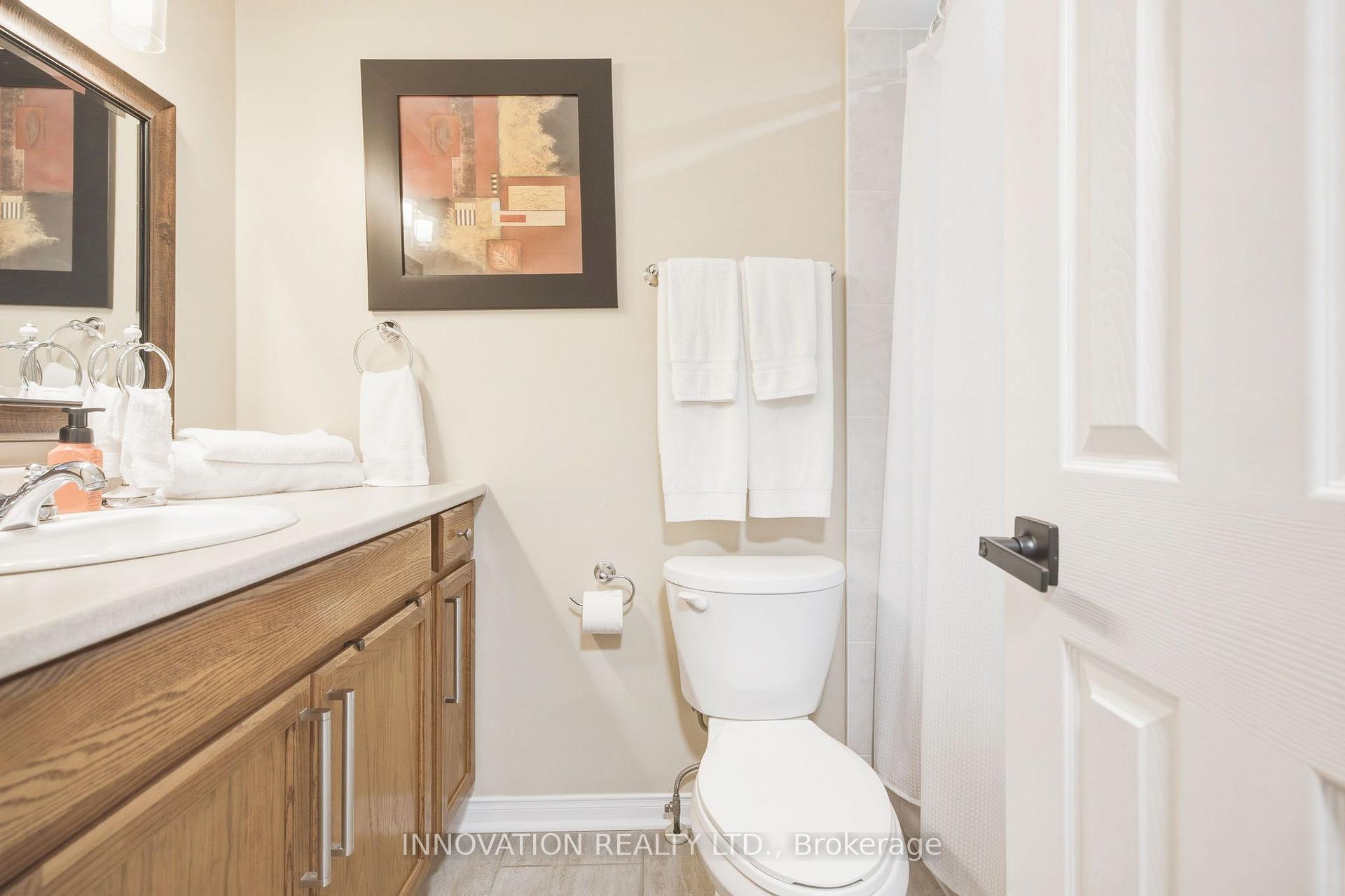 Photo 17 of Unit C, 18 Benlea Drive, Ottawa, Tanglewood — HOMEH