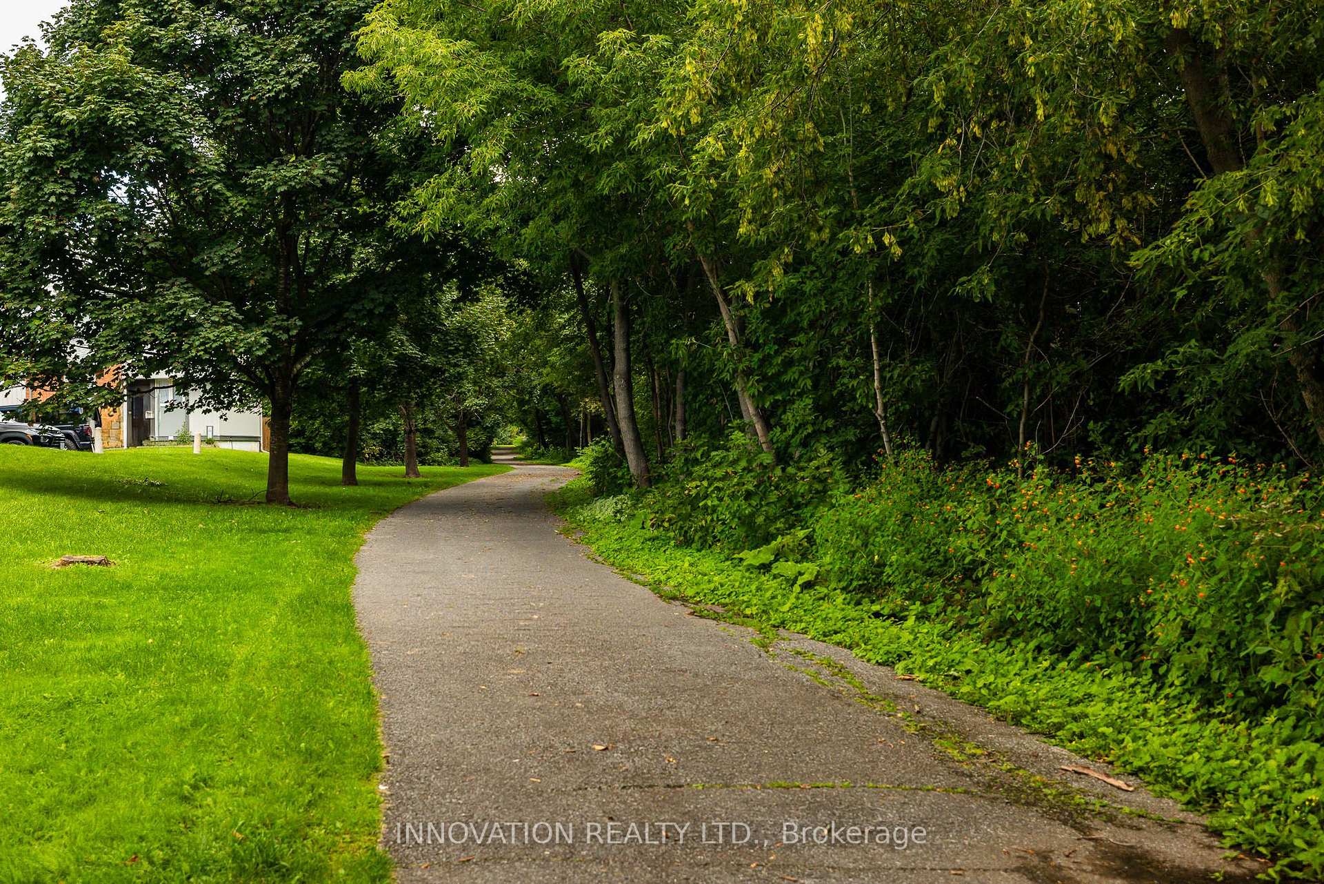 Photo 31 of Unit C, 18 Benlea Drive, Ottawa, Tanglewood — HOMEH