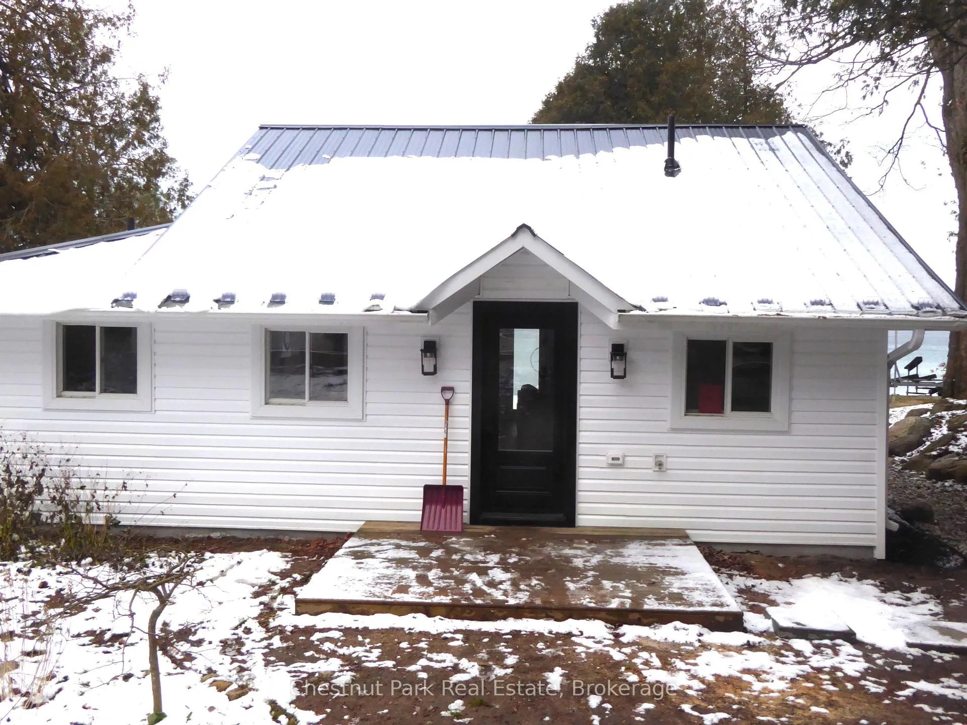 Photo 31 of 121 Kiowana Beach Road, Meaford — HOMEH