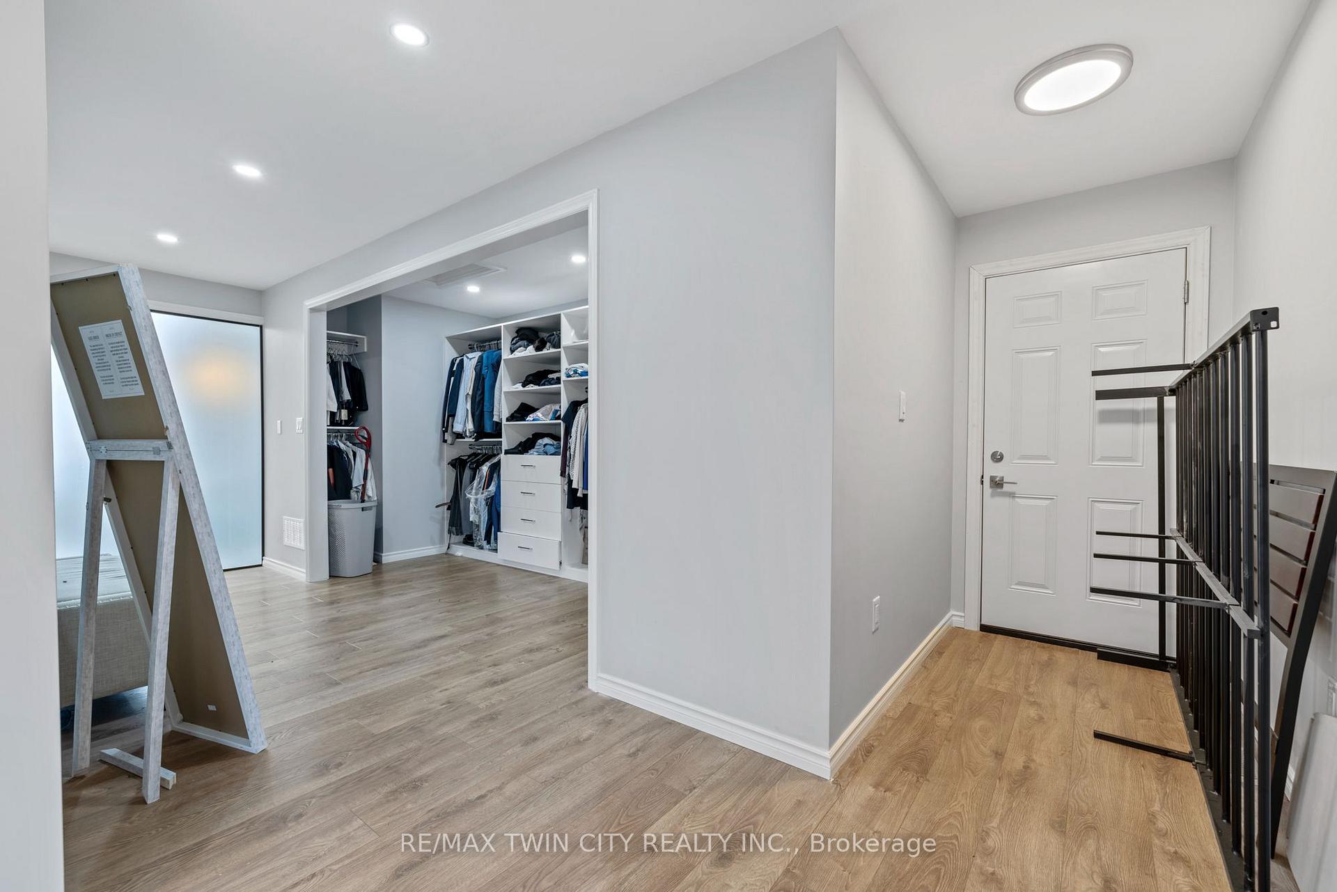 Photo 33 of 169 Mount Pleasant Street, Brantford, Empire South — HOMEH