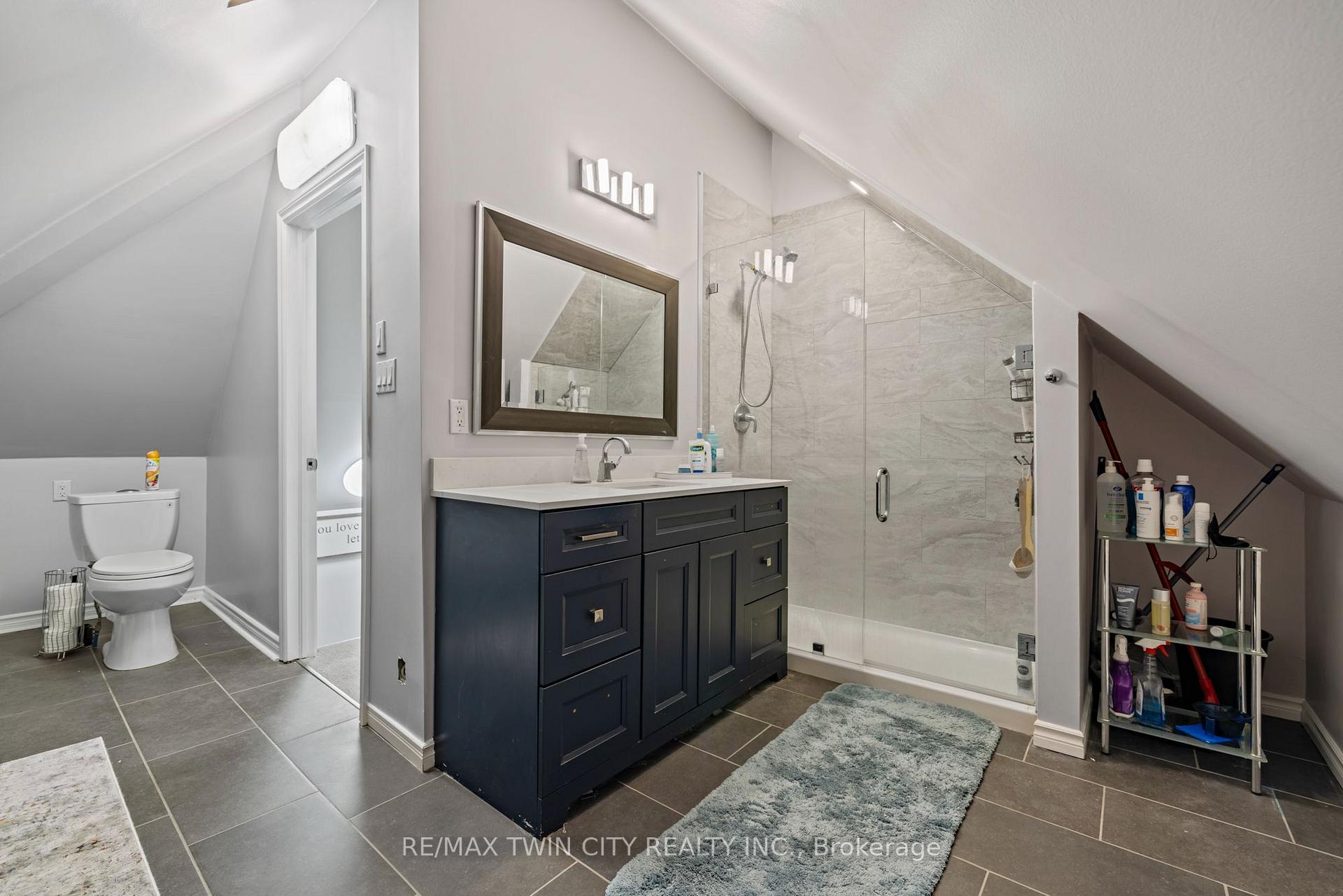Photo 39 of 169 Mount Pleasant Street, Brantford, Empire South — HOMEH