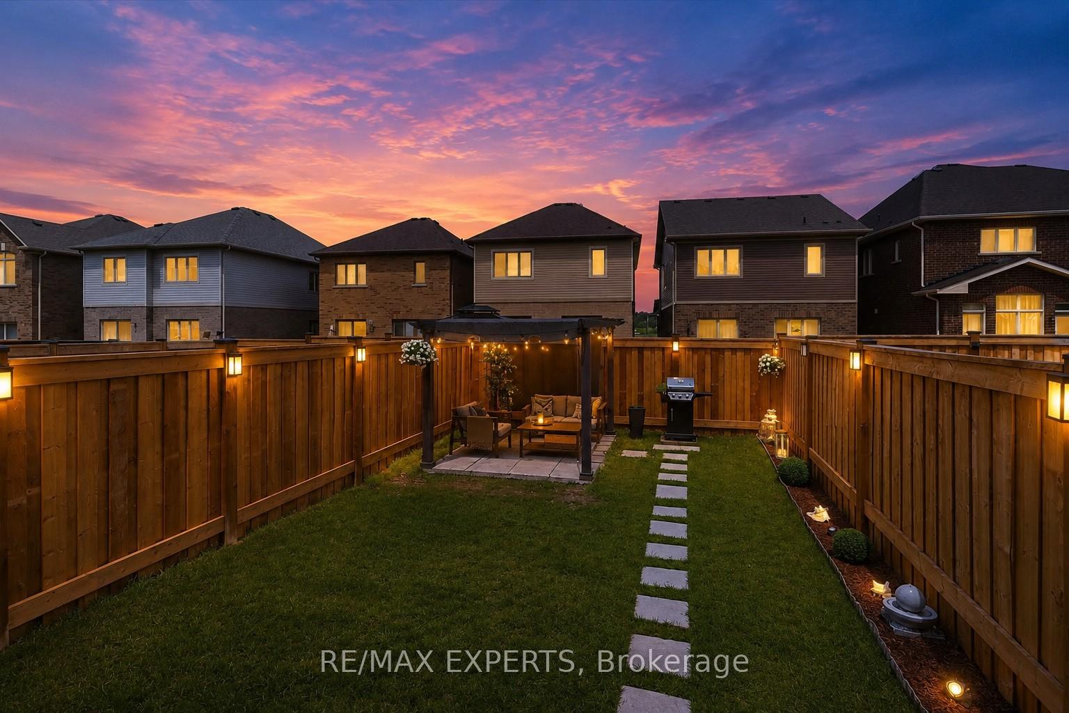 Photo 39 of 68 Lorne Thomas Place, New Tecumseth, Alliston — HOMEH