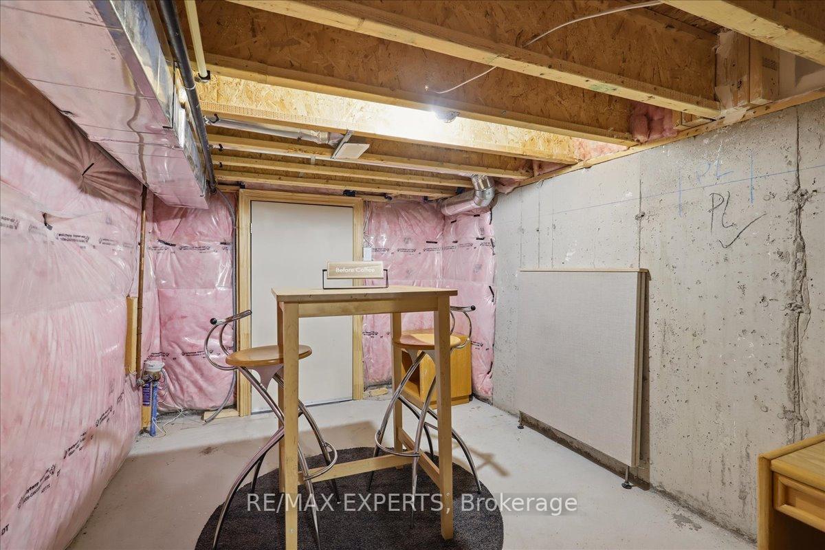 Photo 45 of 68 Lorne Thomas Place, New Tecumseth, Alliston — HOMEH