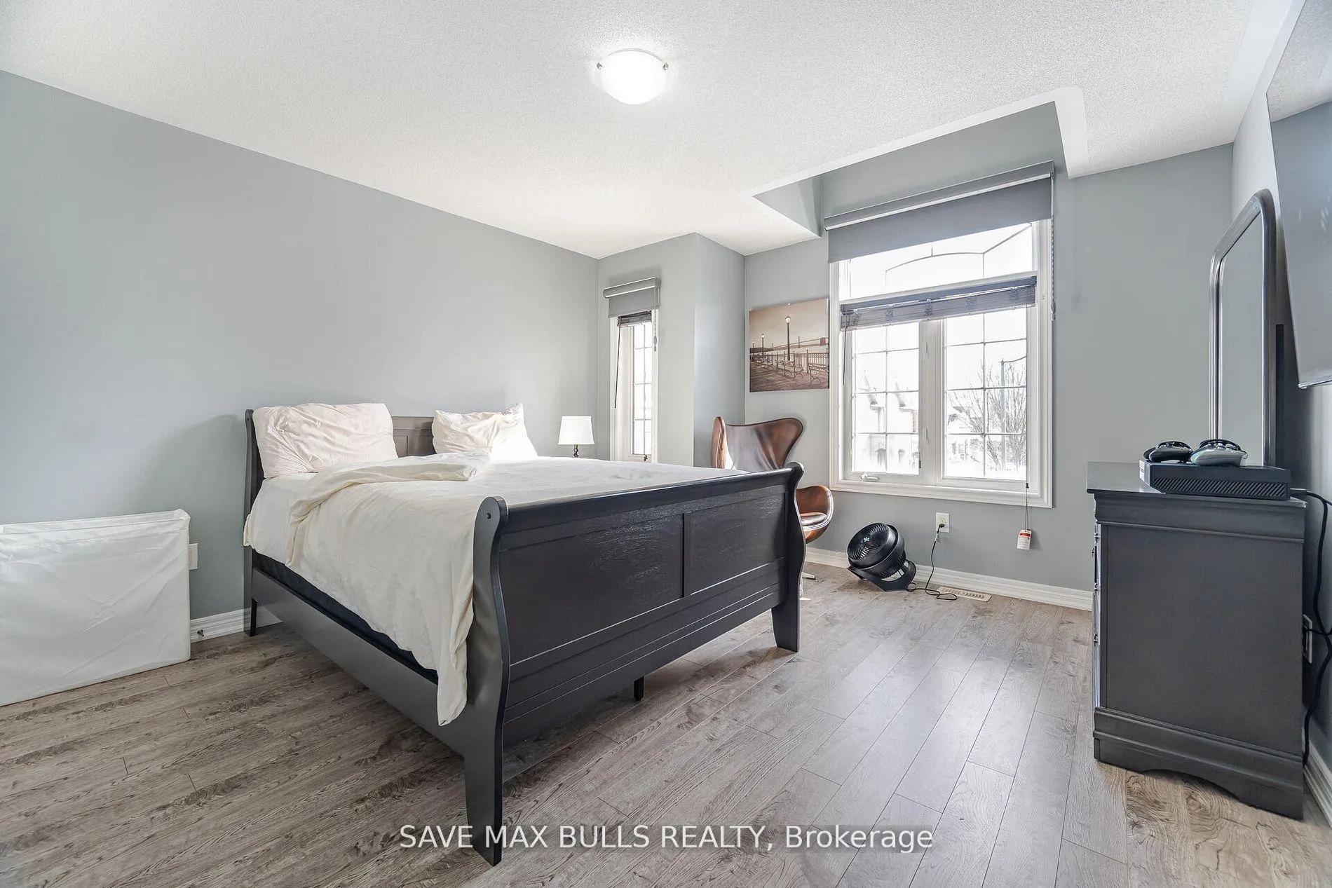 Photo 24 of 26 Beachville Circle, Brampton, Credit Valley — HOMEH