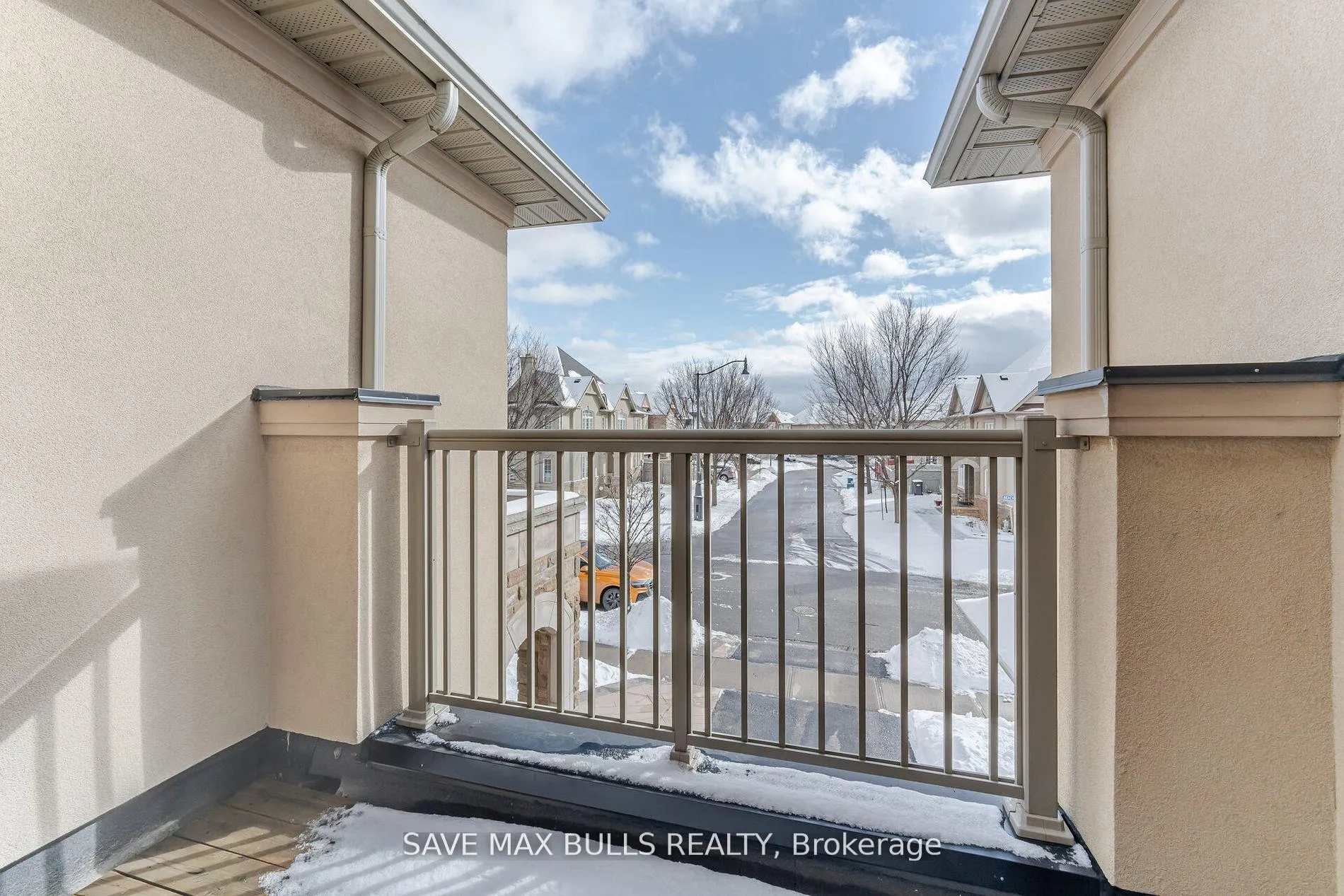 Photo 27 of 26 Beachville Circle, Brampton, Credit Valley — HOMEH