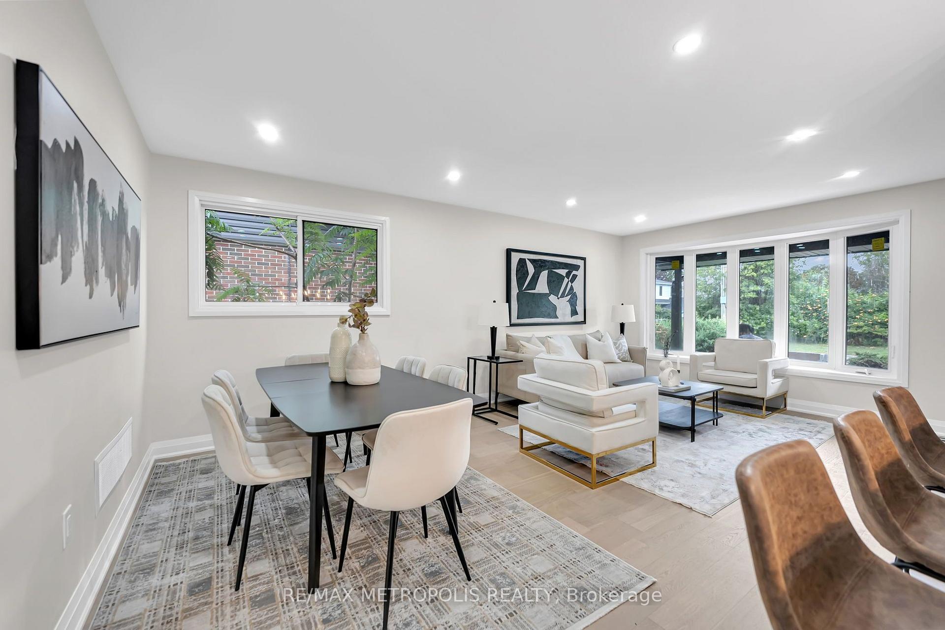 Photo 11 of 205 Clemence Avenue, Whitby, Downtown Whitby — HOMEH