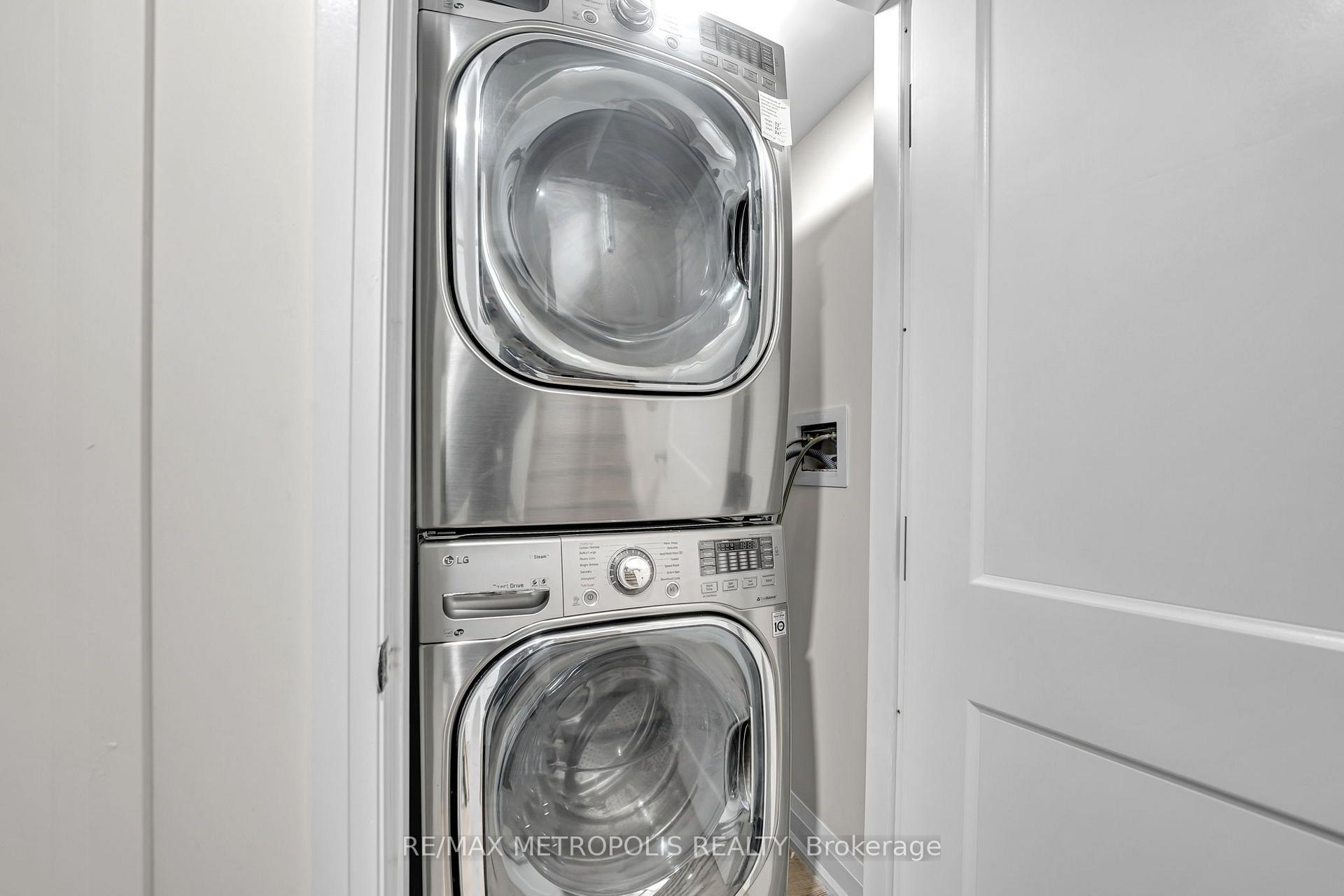 Photo 24 of 205 Clemence Avenue, Whitby, Downtown Whitby — HOMEH