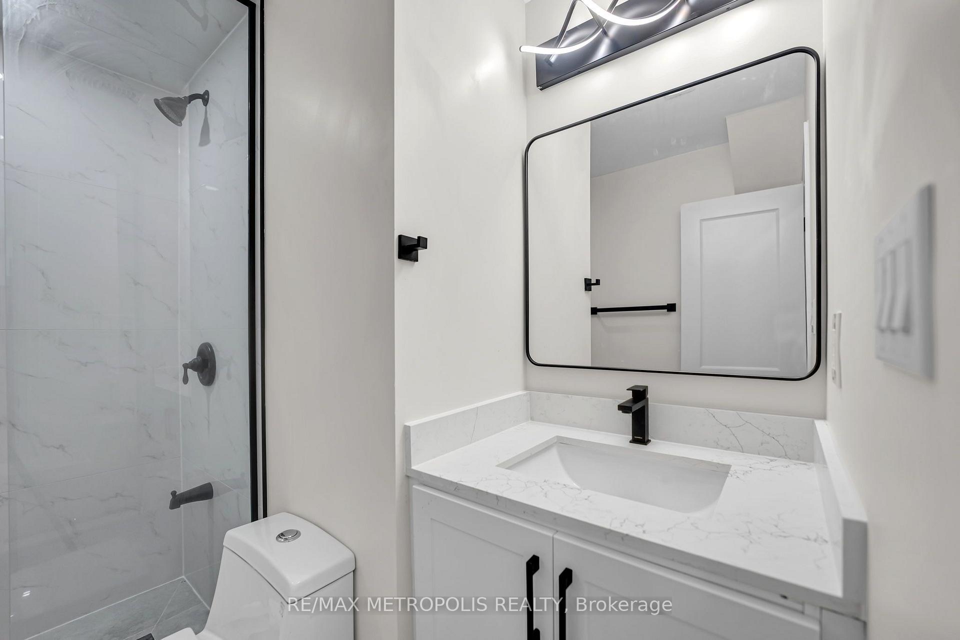Photo 26 of 205 Clemence Avenue, Whitby, Downtown Whitby — HOMEH