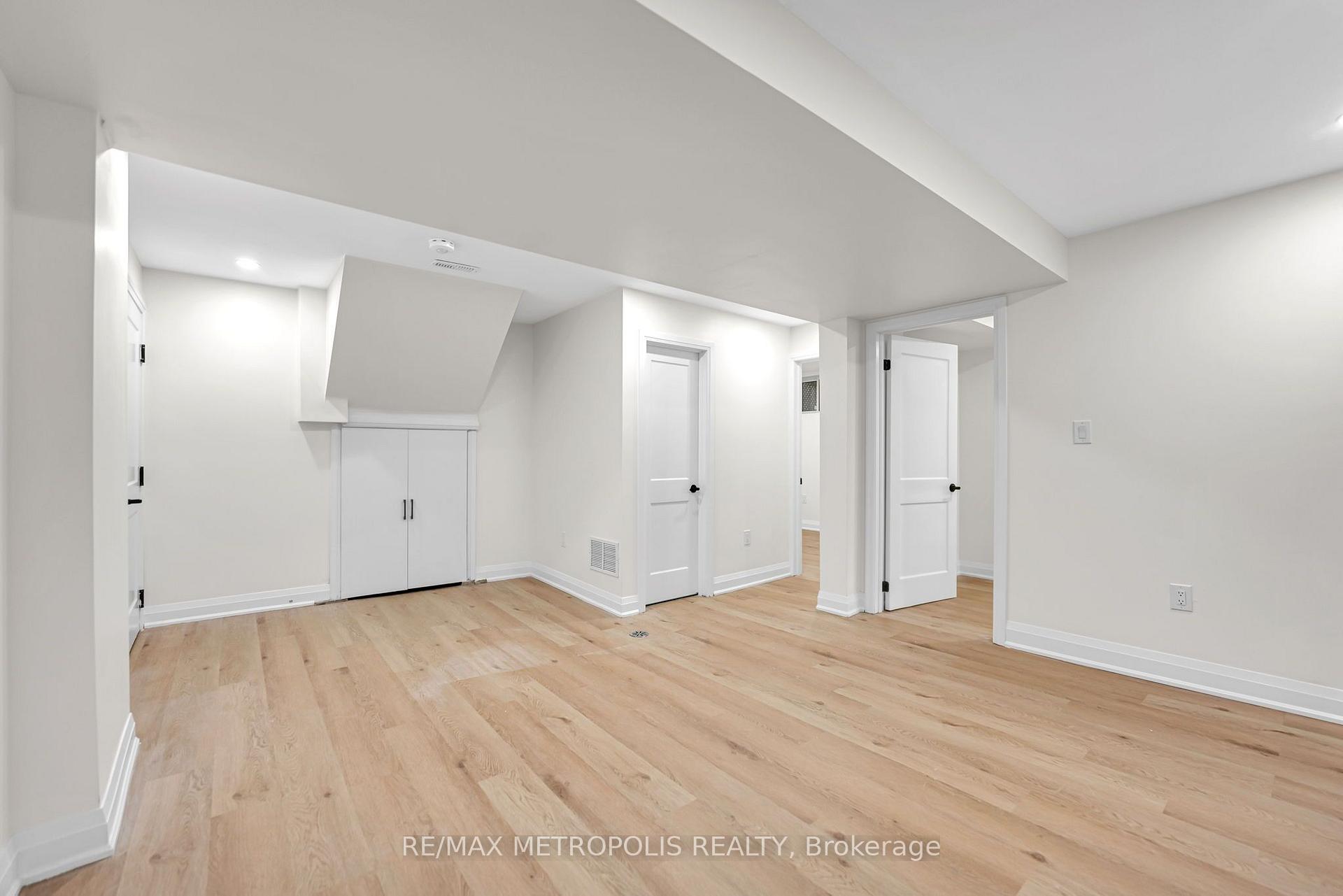 Photo 28 of 205 Clemence Avenue, Whitby, Downtown Whitby — HOMEH