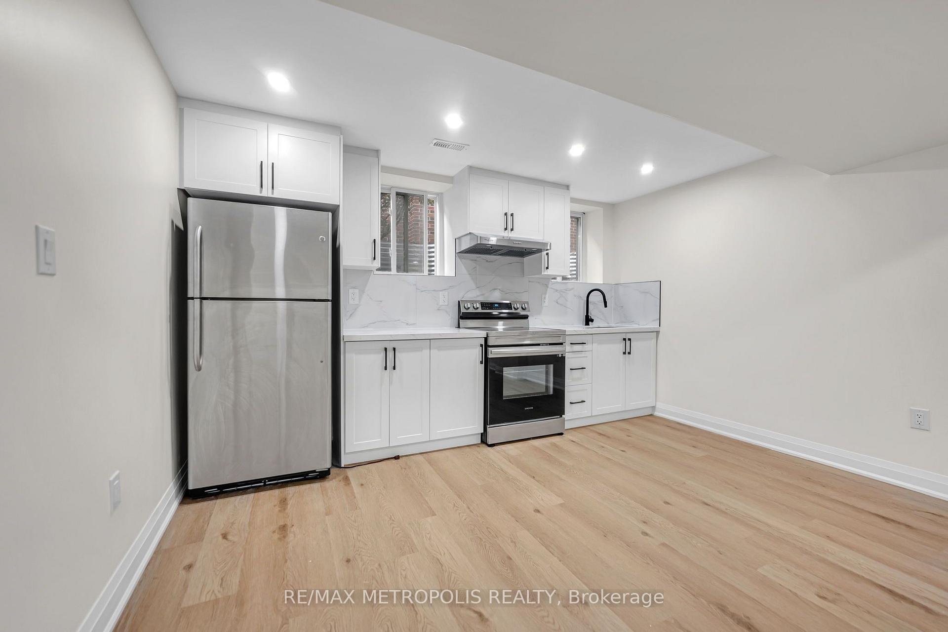 Photo 29 of 205 Clemence Avenue, Whitby, Downtown Whitby — HOMEH