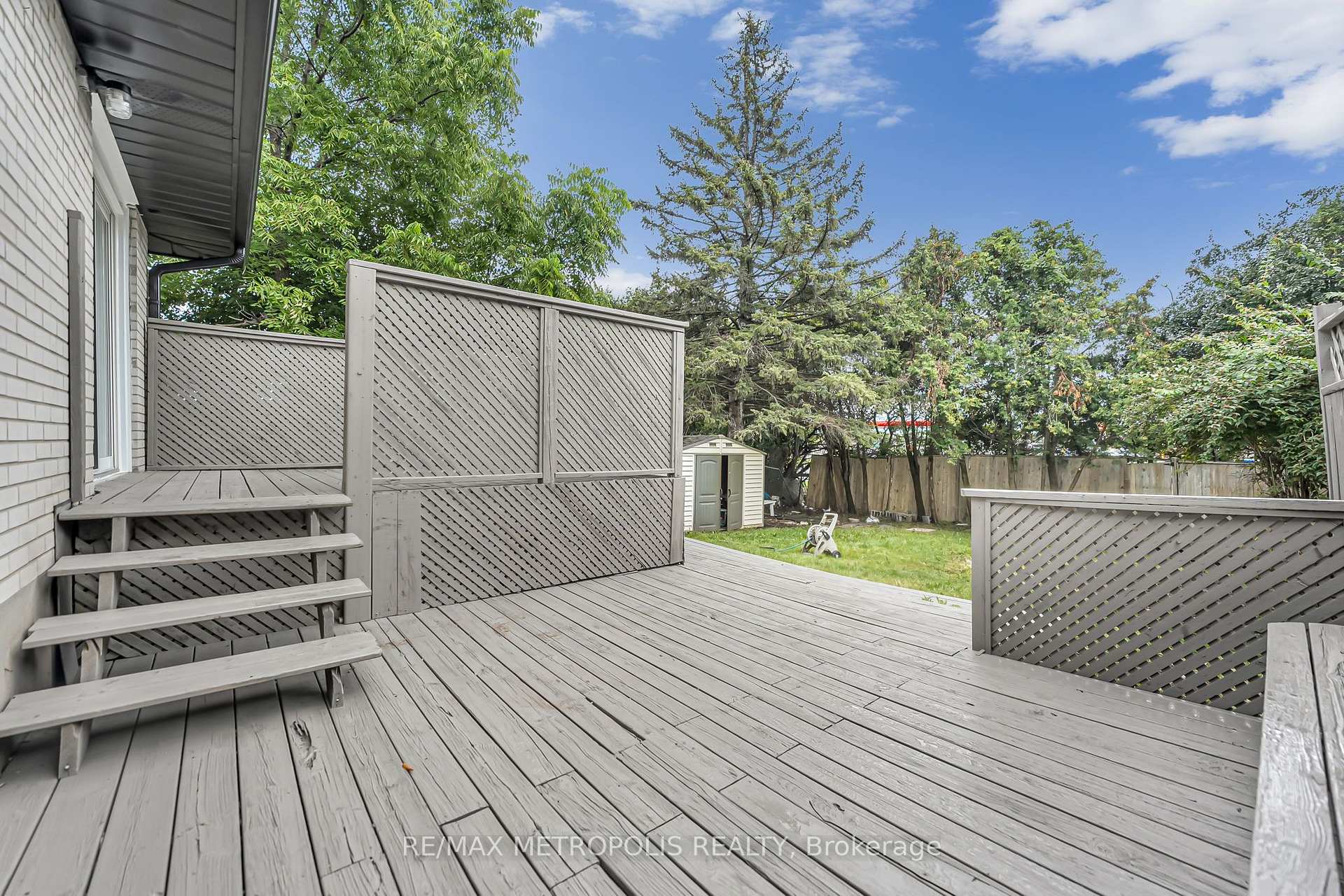 Photo 41 of 205 Clemence Avenue, Whitby, Downtown Whitby — HOMEH