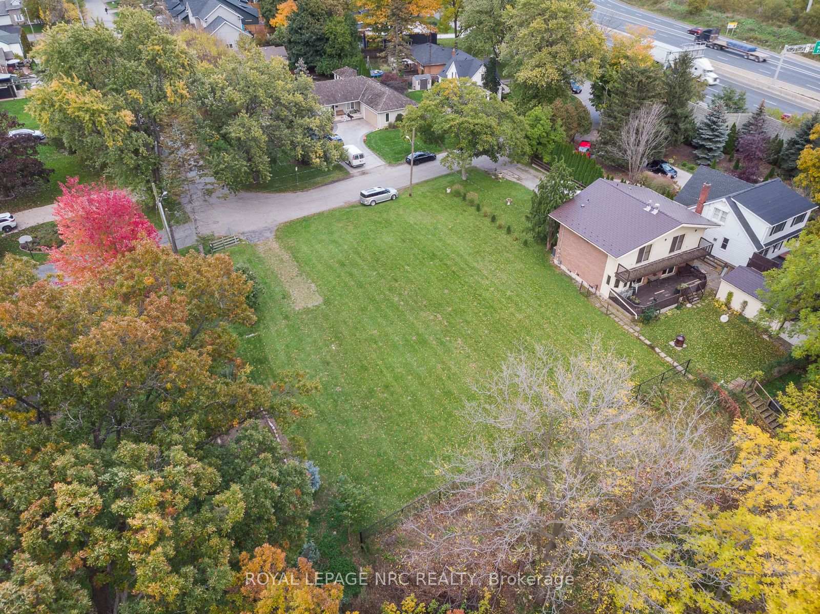 Photo 3 of 56 Henley Drive, St. Catharines, Martindale Pond — HOMEH