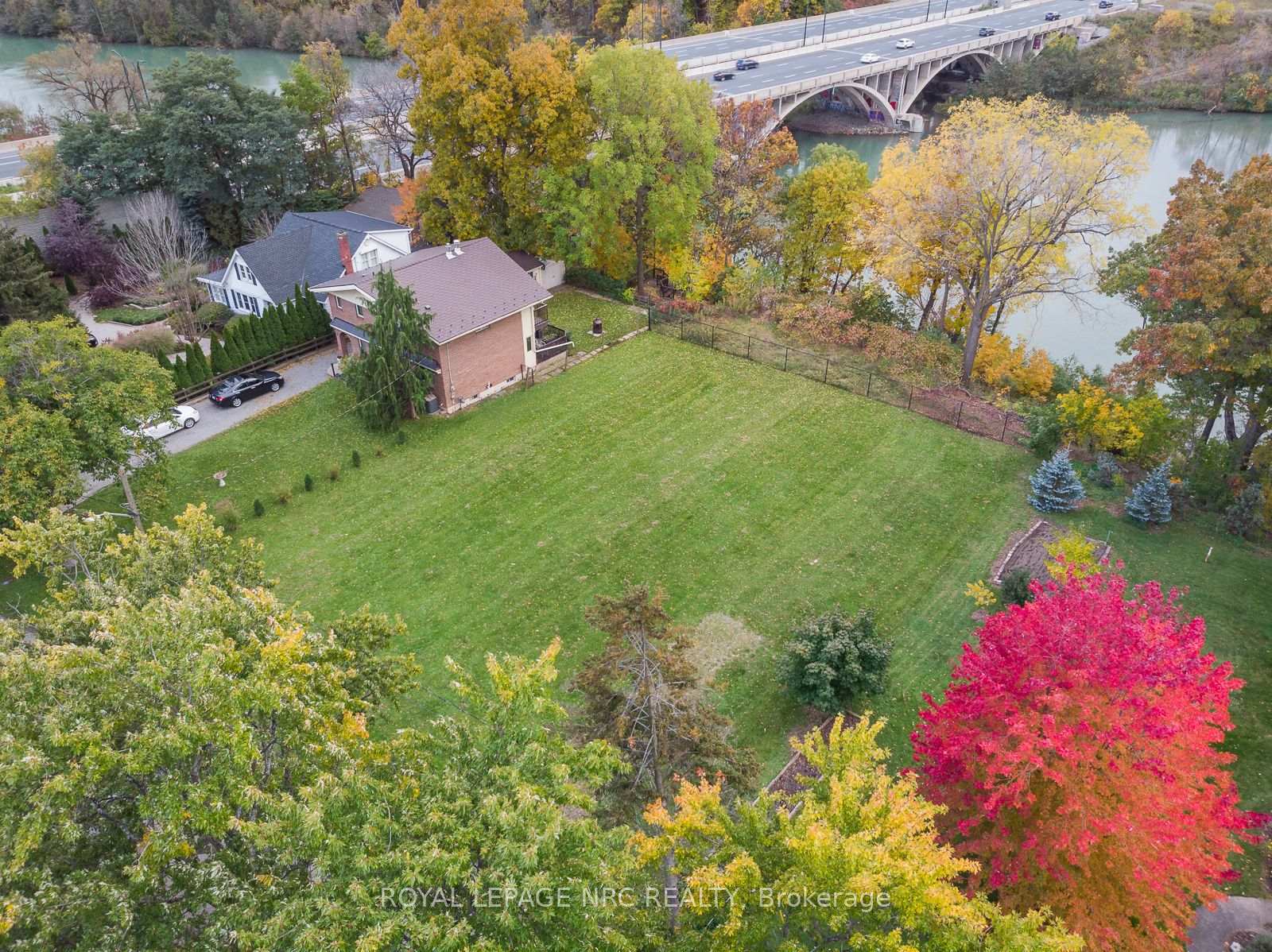 Photo 5 of 56 Henley Drive, St. Catharines, Martindale Pond — HOMEH