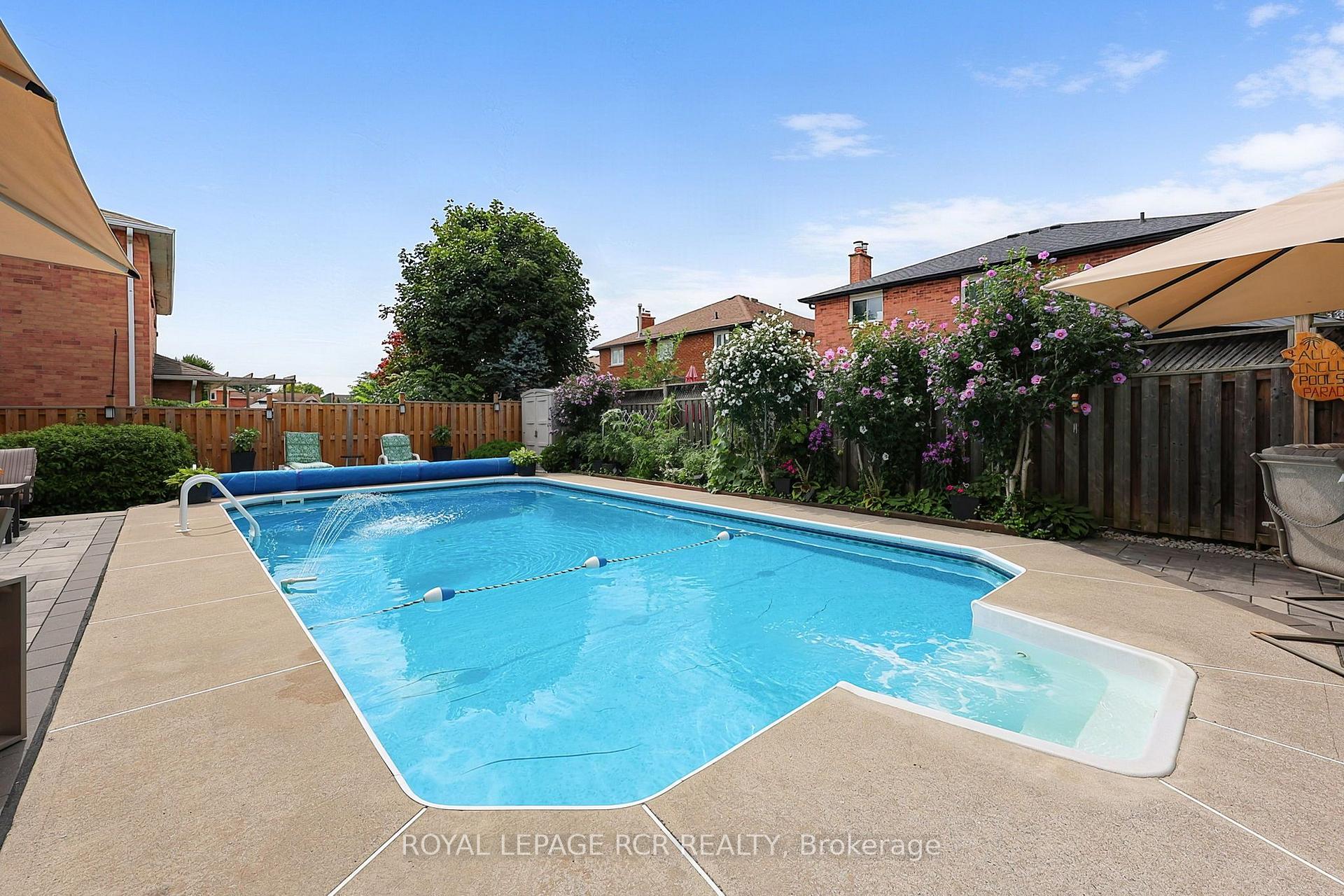 Photo 33 of 18 Mccabe Crescent, Caledon, Bolton North — HOMEH