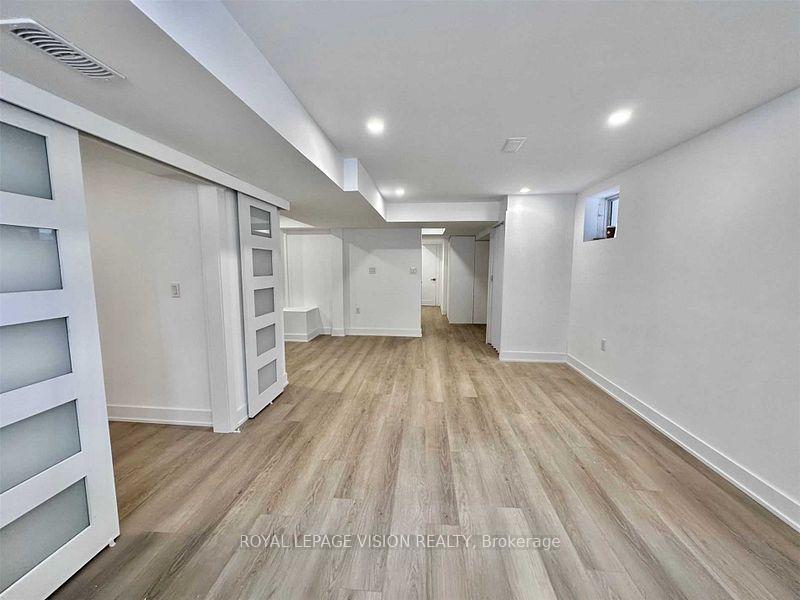 Photo 10 of 2714 Sapphire Drive, Pickering, Rural Pickering — HOMEH
