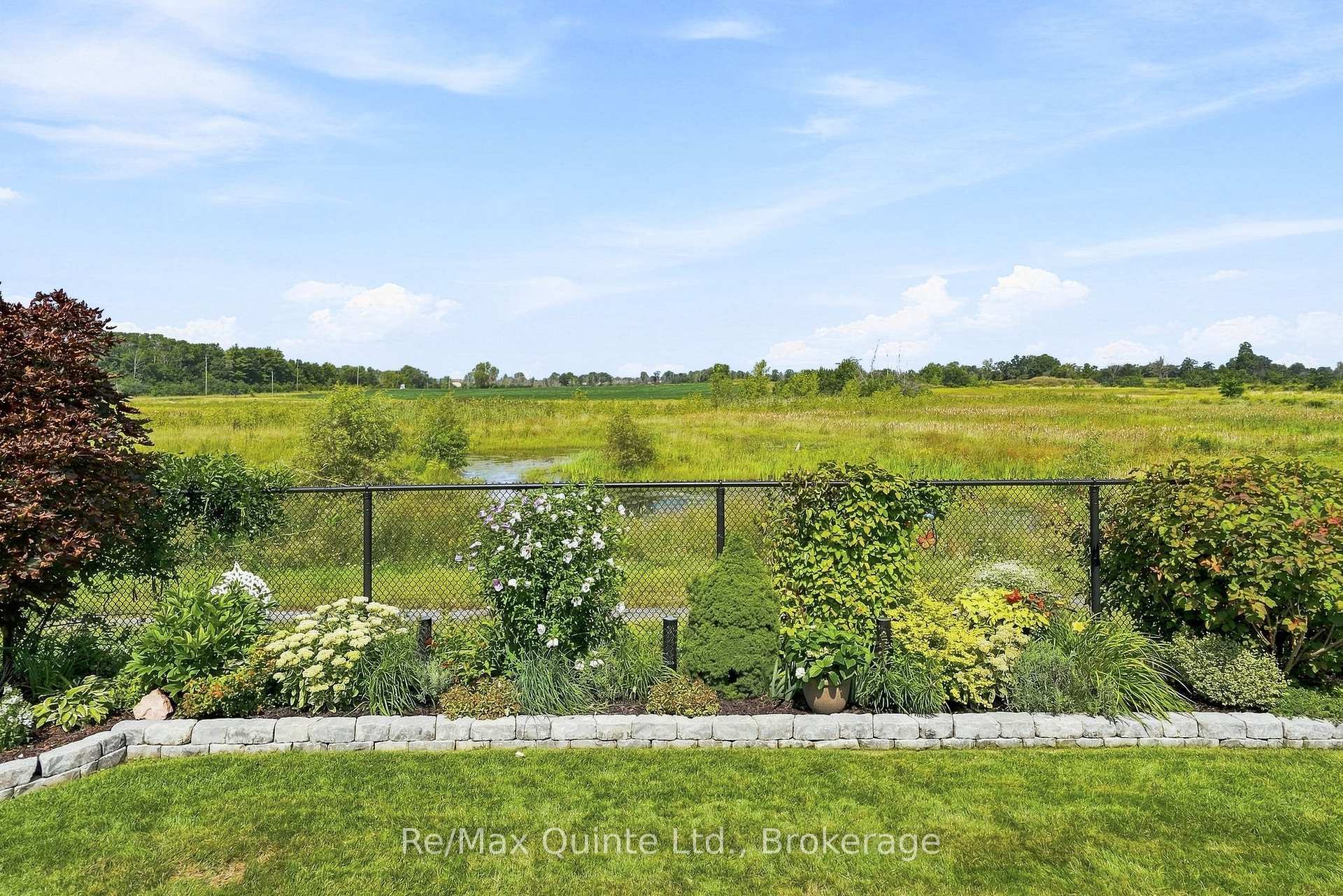 Photo 43 of 40 Farmington Crescent, Belleville, Belleville Ward — HOMEH