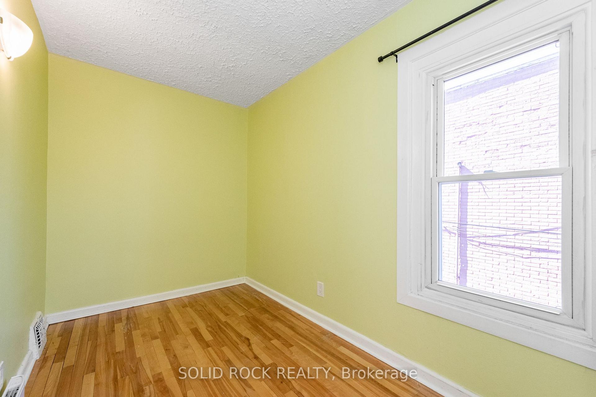 Photo 24 of 134 Concord Street S, Ottawa, Ottawa East — HOMEH
