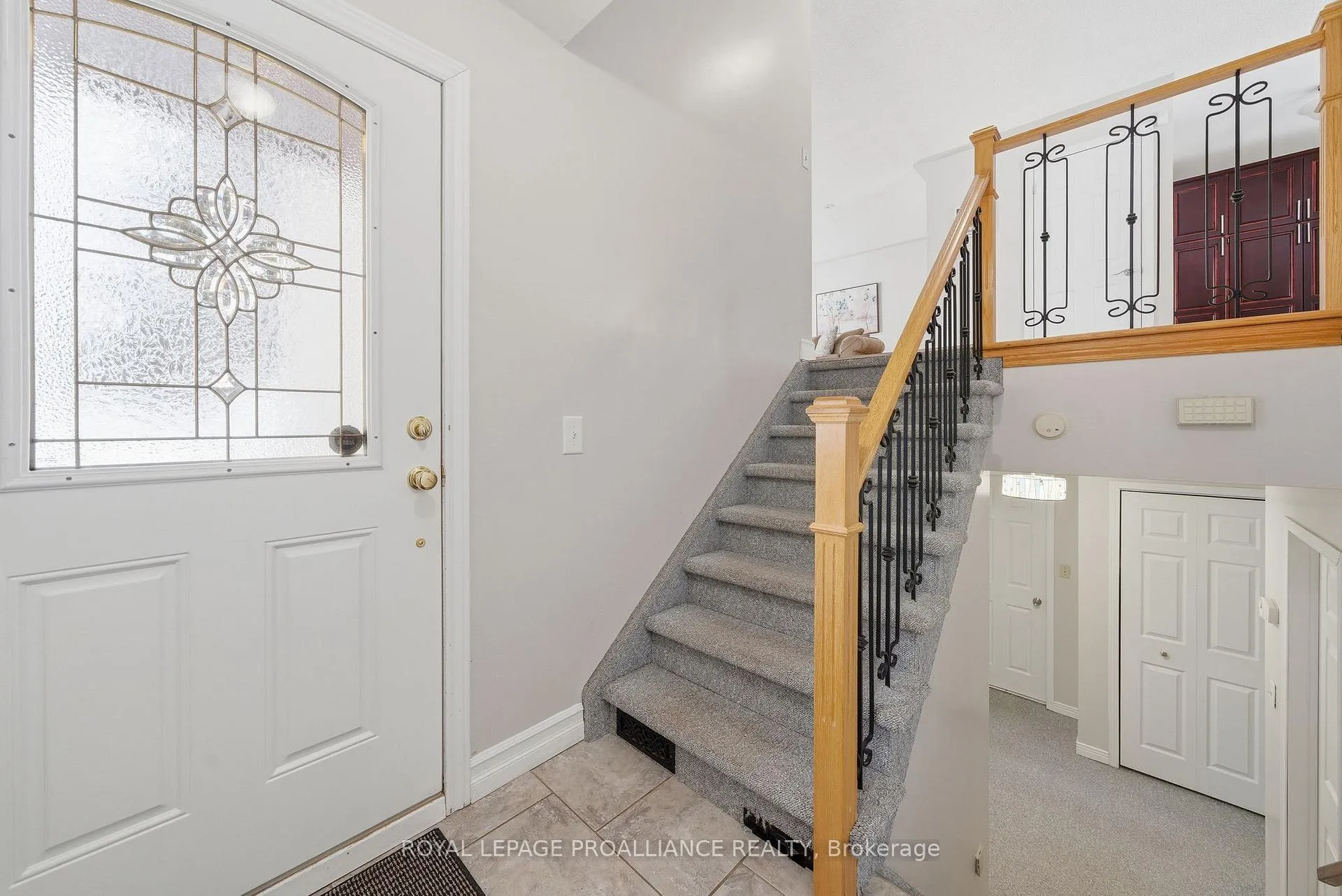 Photo 9 of 296 Willett Road, Belleville, Thurlow Ward — HOMEH