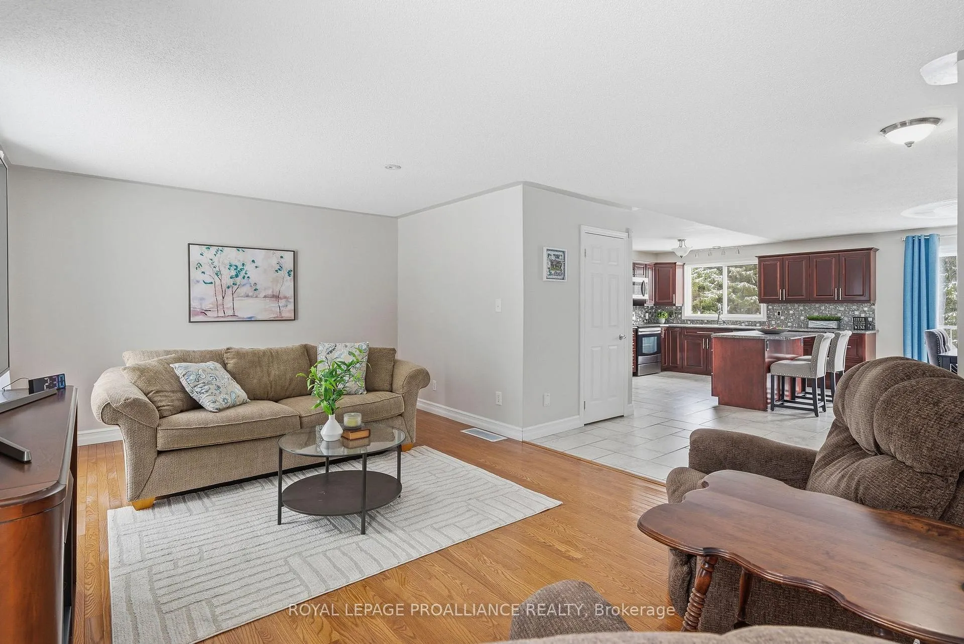 Photo 13 of 296 Willett Road, Belleville, Thurlow Ward — HOMEH