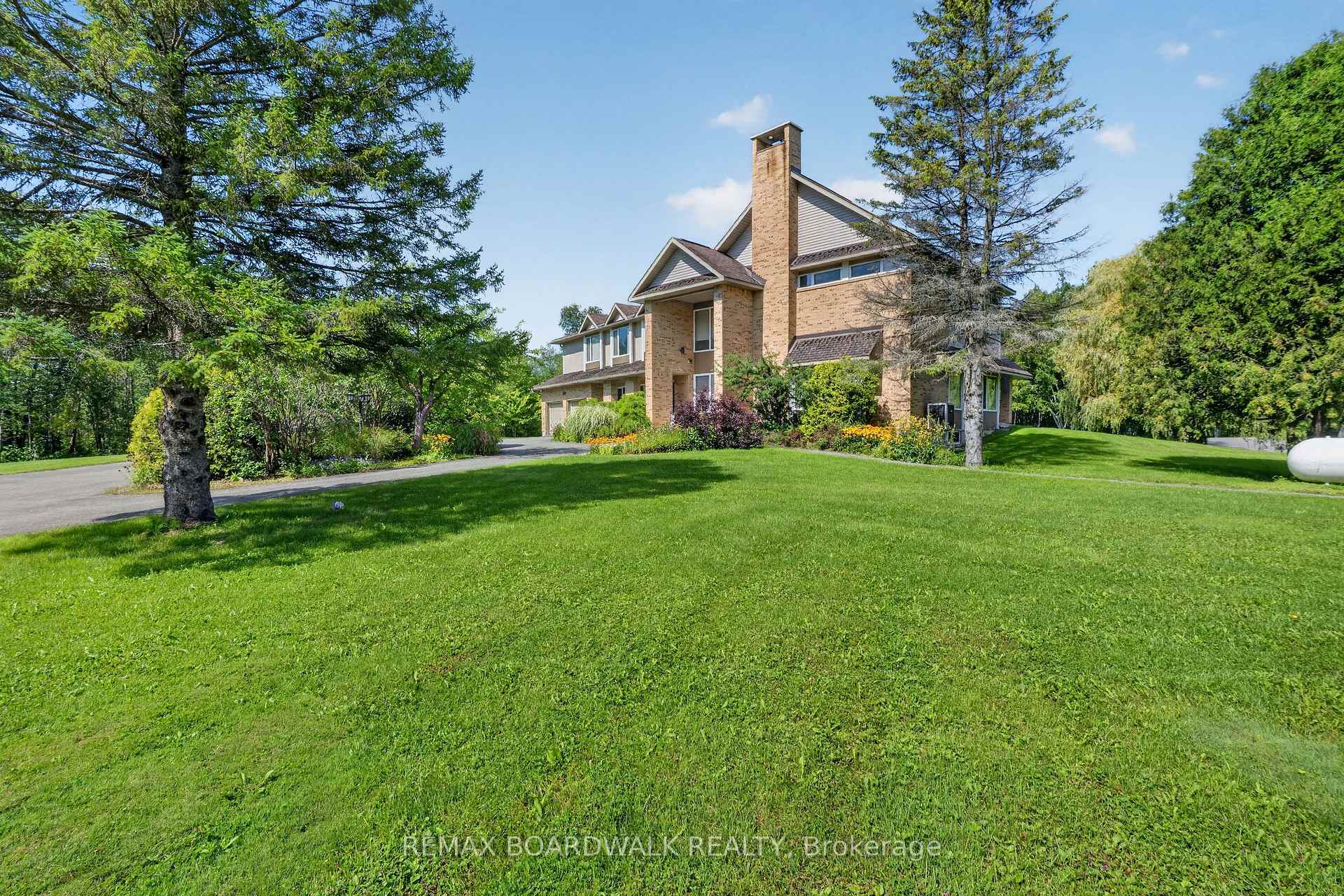 Photo 1 of 2437 Devine Road, Ottawa, Vars & Area — HOMEH