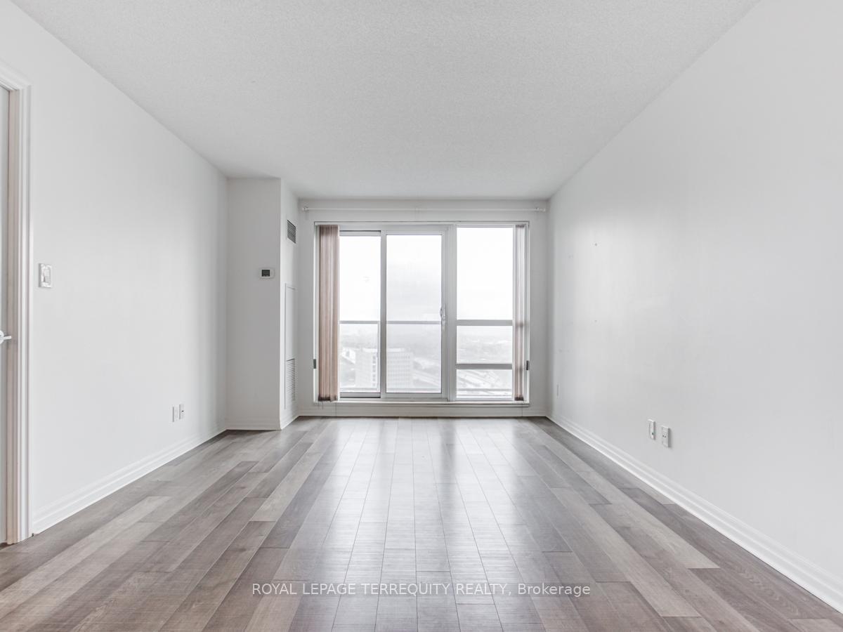 Photo 8 of Unit 2202, 2015 Sheppard Avenue E, North York, Henry Farm — HOMEH