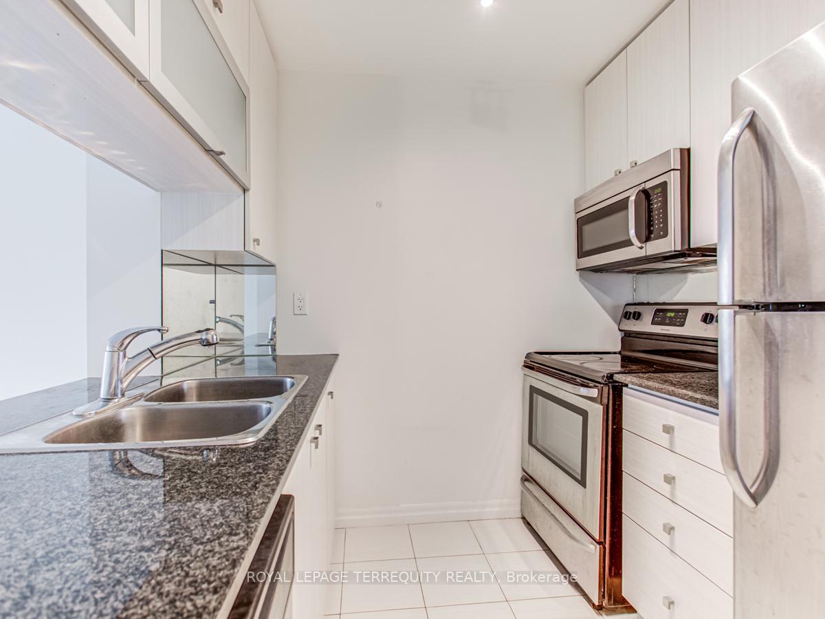 Photo 14 of Unit 2202, 2015 Sheppard Avenue E, North York, Henry Farm — HOMEH