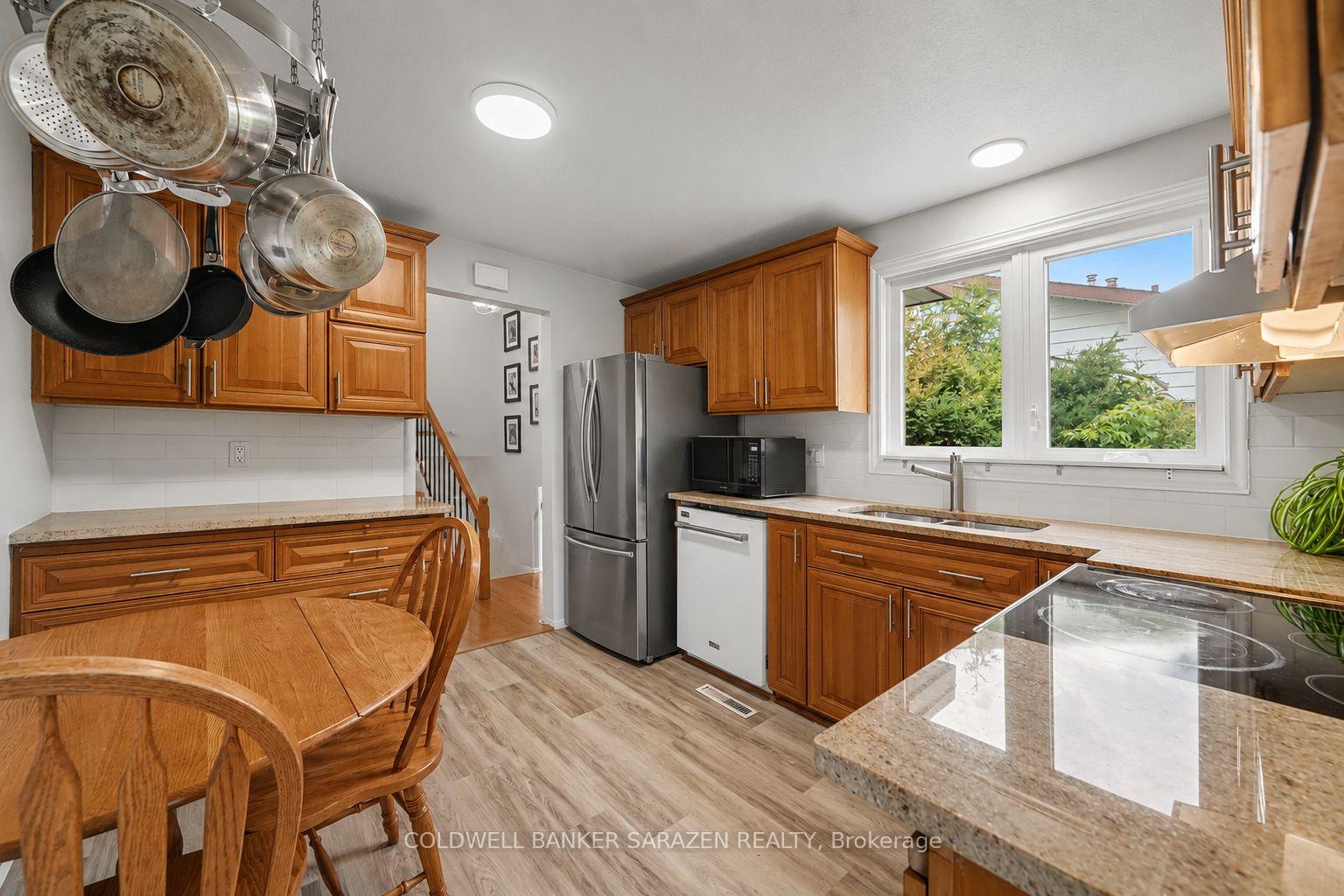 Photo 10 of 79 Woodfield Drive, Ottawa, Tanglewood — HOMEH