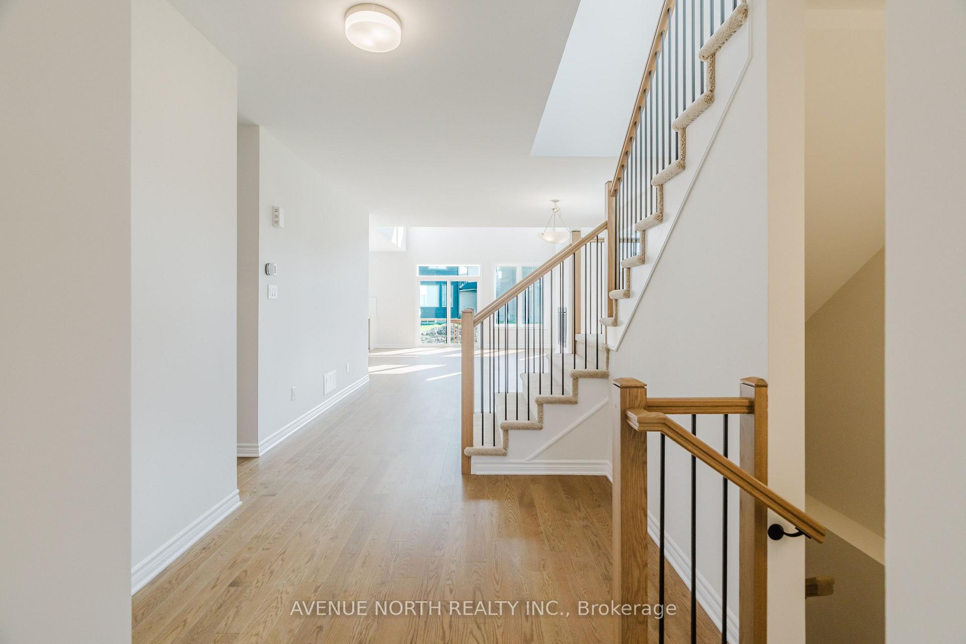 Photo 5 of 263 Ginebik Way, Ottawa, Blossom Park/Kemp Park/Findlay Creek — HOMEH